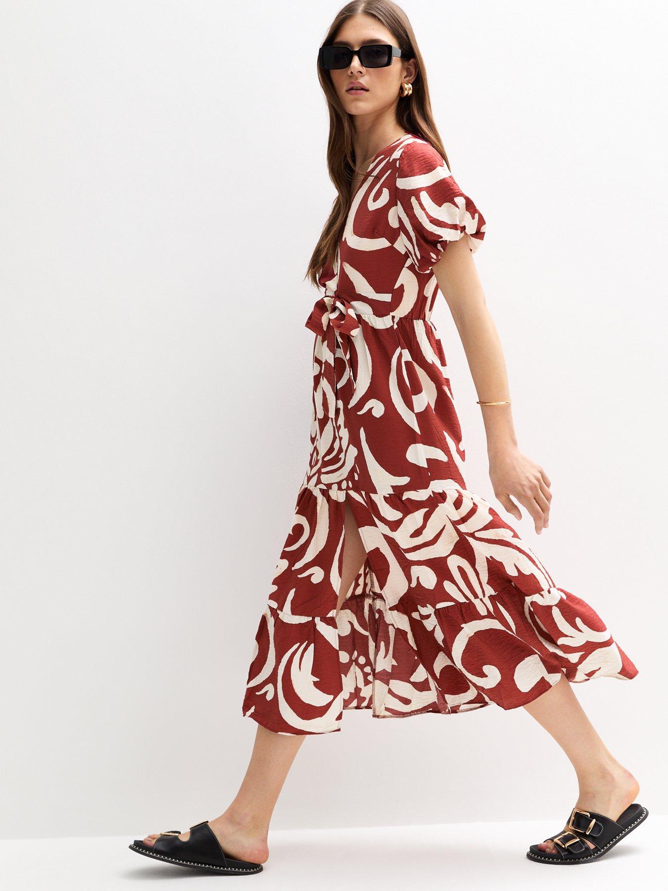 Image 3 of 4 of New Look Sarahbeth Tier Wrap Midi - Red