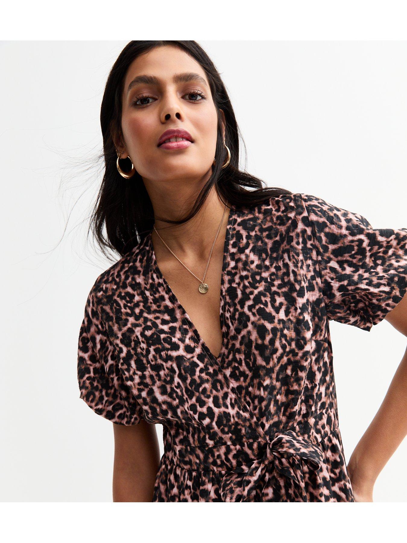 Image 4 of 5 of New Look Lia Leopard Tier Wrap Midi - Brown