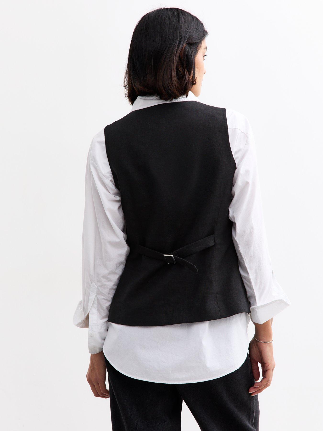 Image 2 of 4 of New Look Black Crew Neck Linen Blend Waistcoat