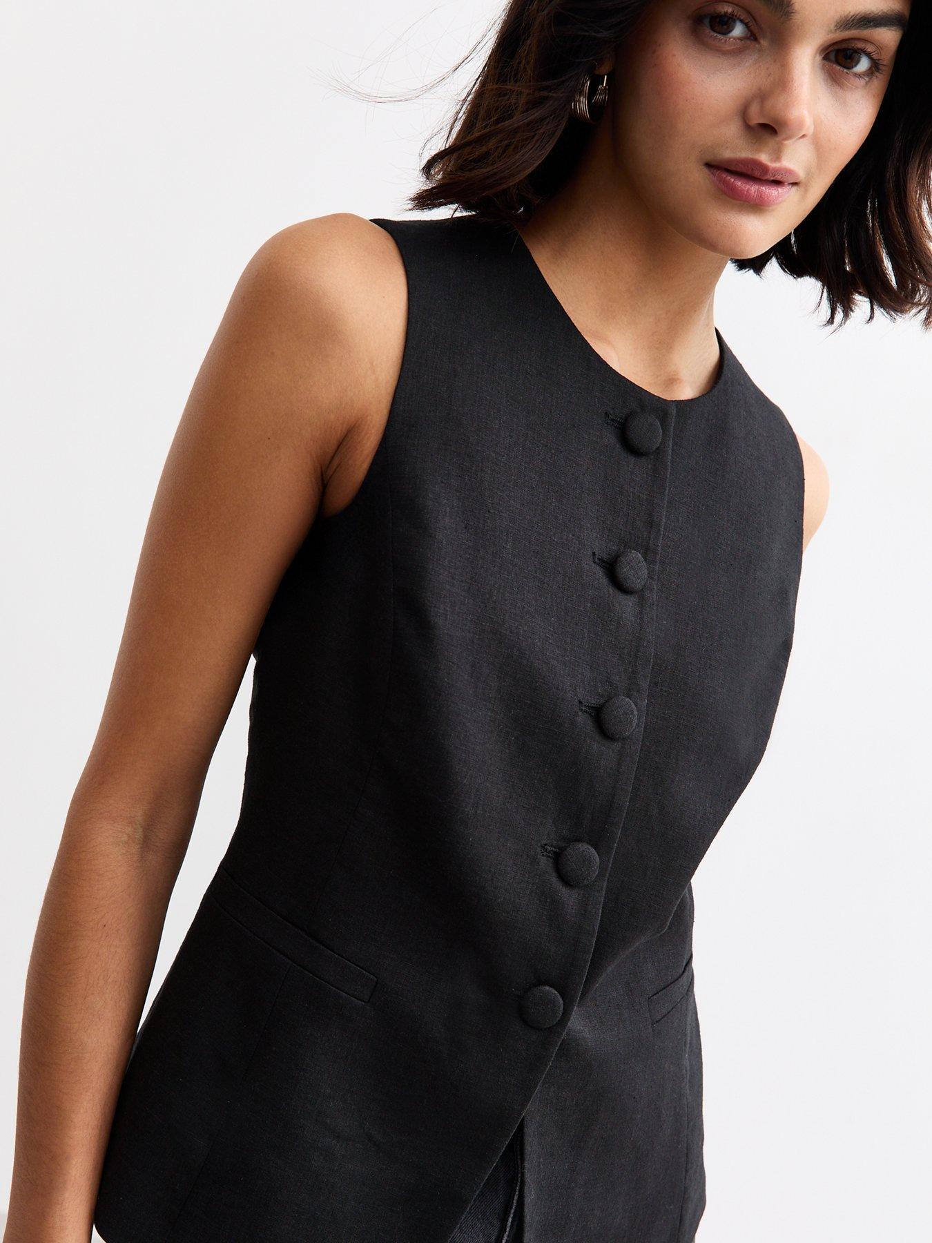Image 4 of 4 of New Look Black Crew Neck Linen Blend Waistcoat
