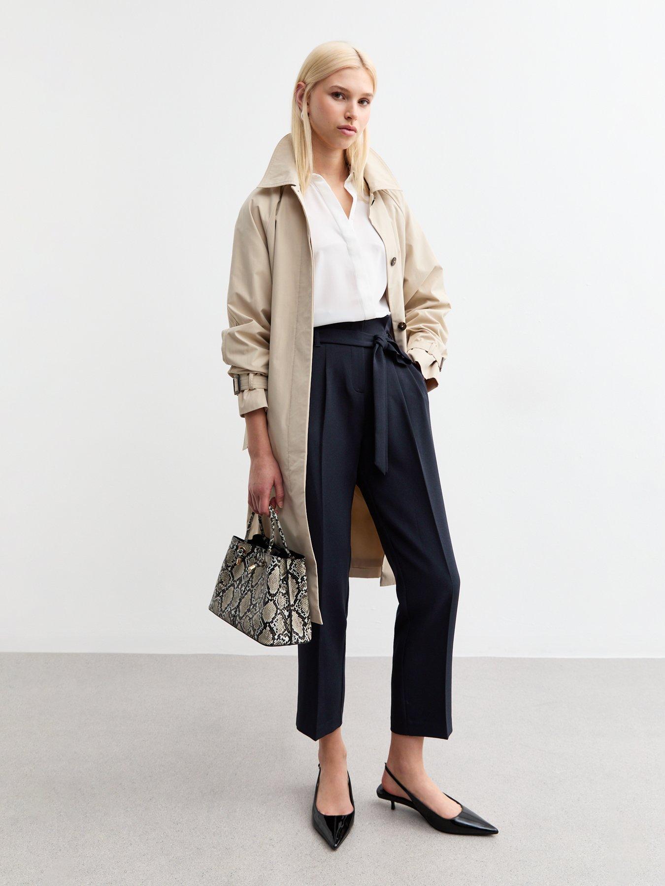 Image 3 of 5 of New Look Navy Paperbag Trousers