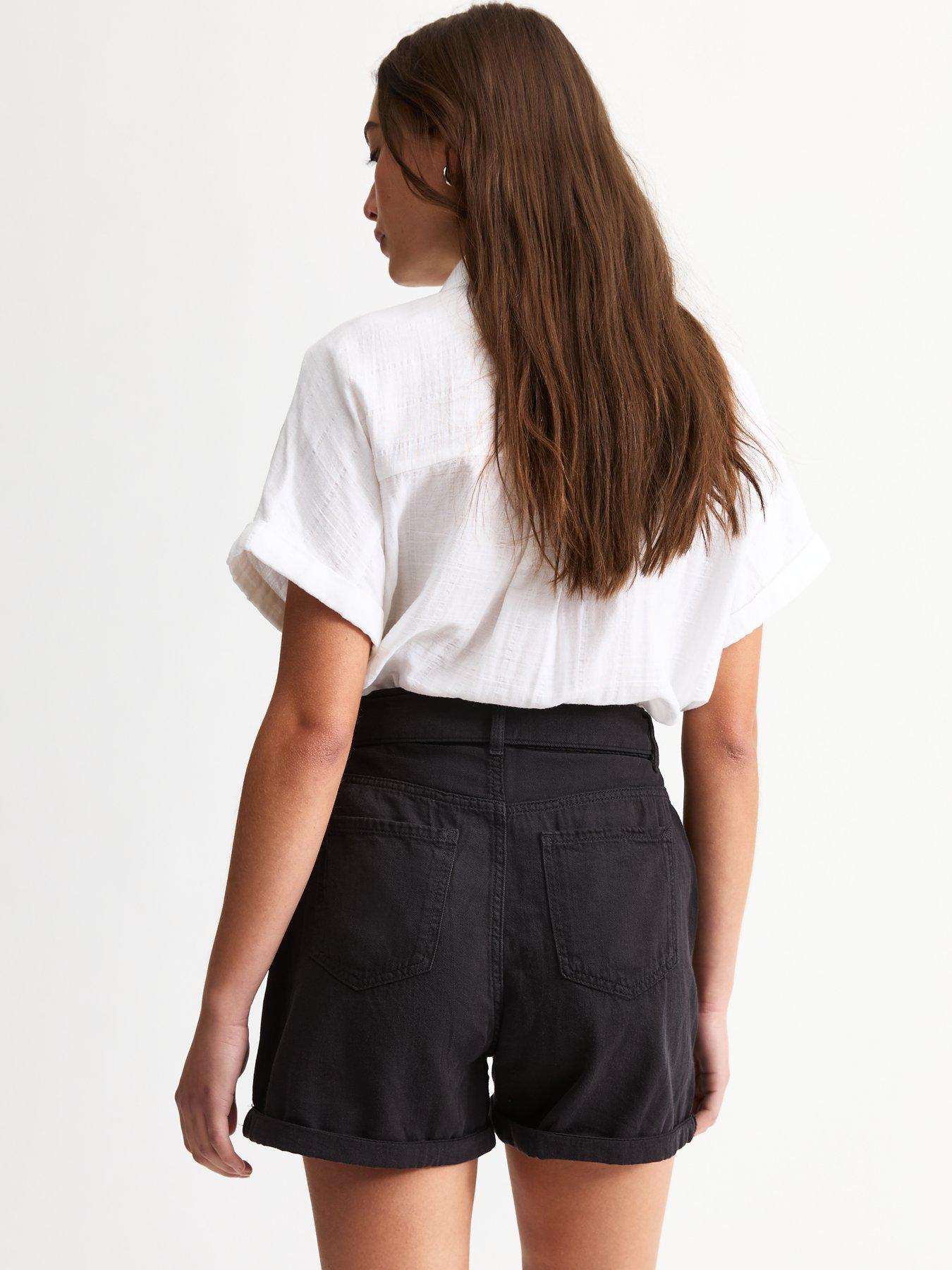 Image 2 of 5 of New Look Belted Twill Shorts - Black