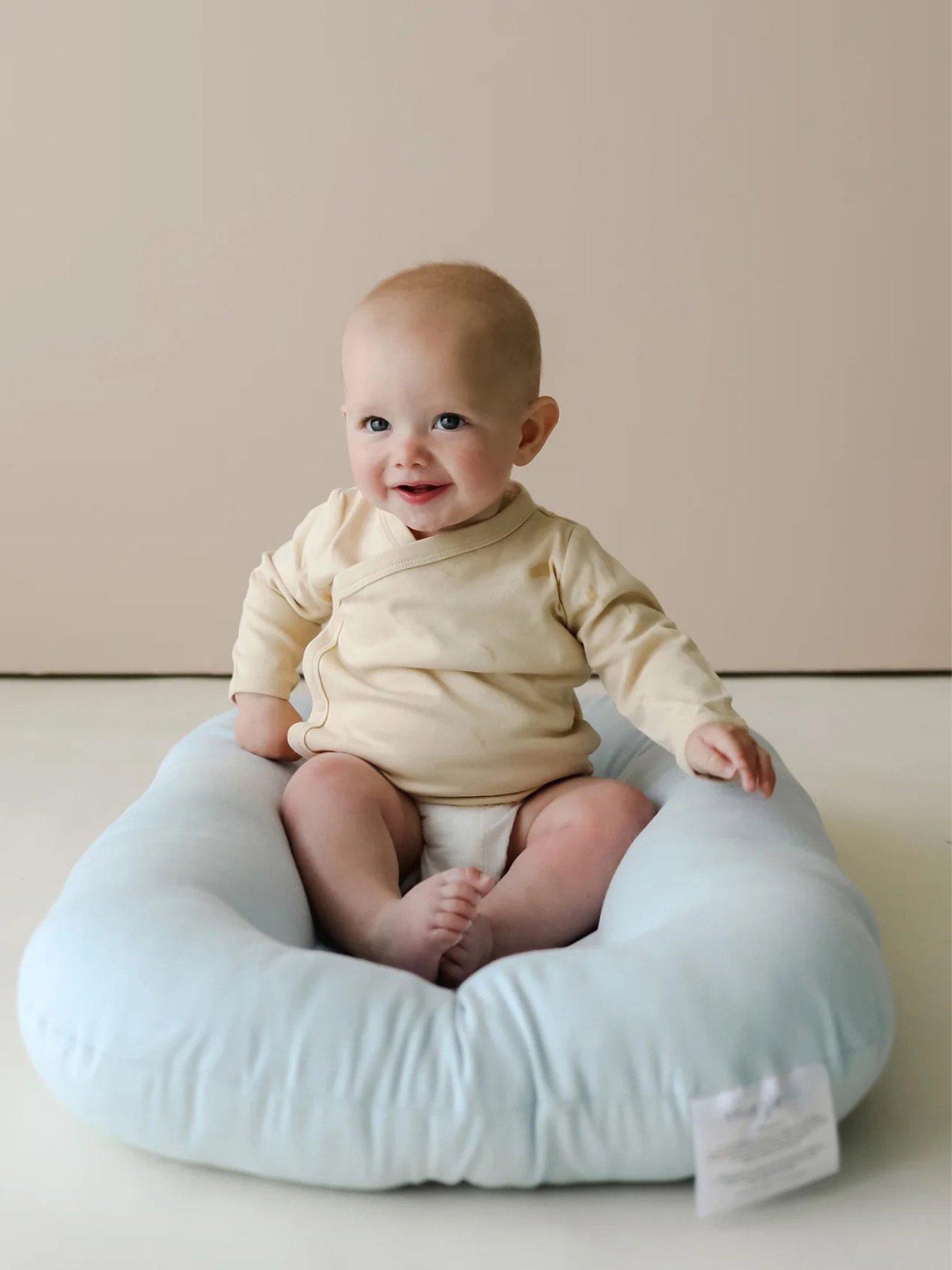 Image 3 of 6 of Snuggle Me Newborn Baby Lounger - Bluebell