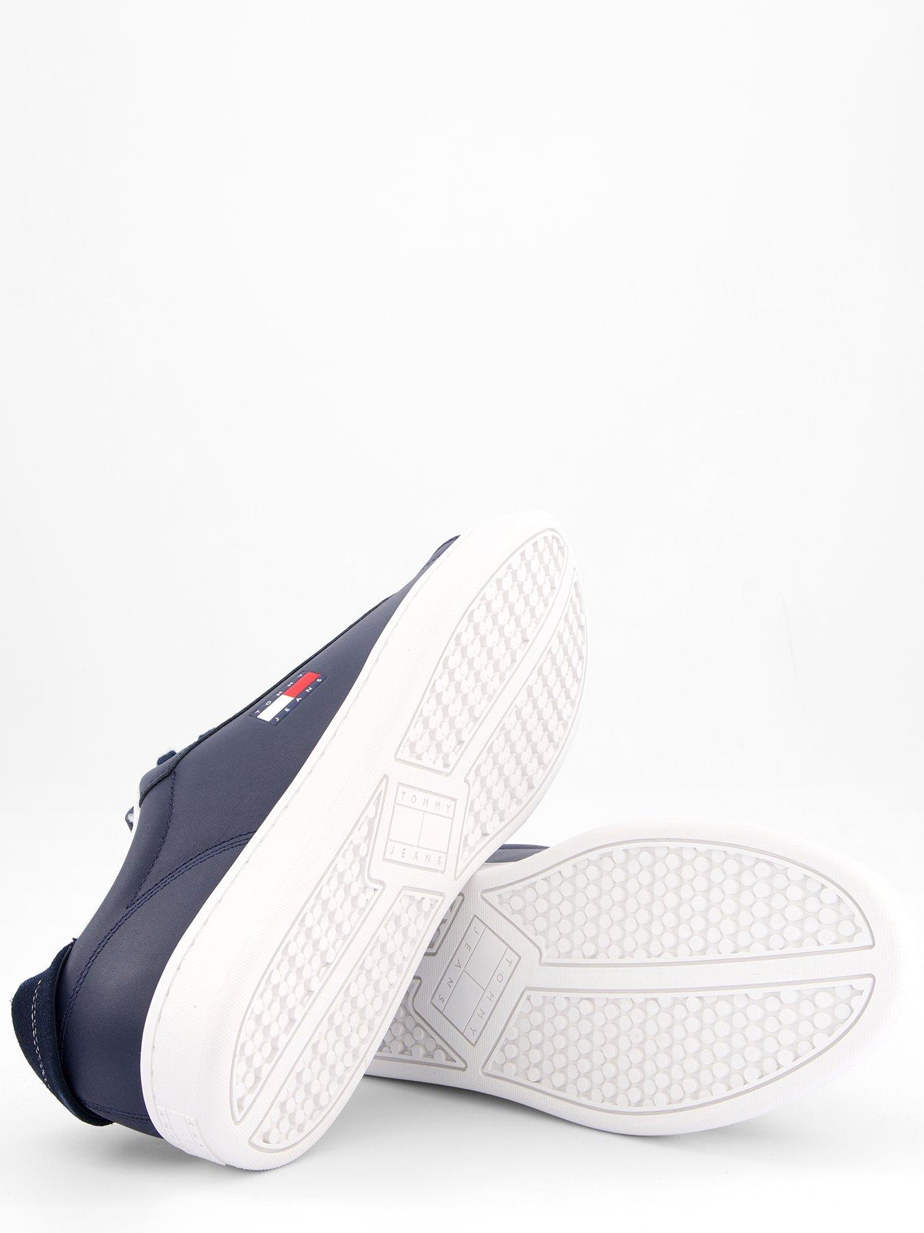 Image 4 of 7 of Tommy Jeans Archive '98 Cupsole Trainers - Navy