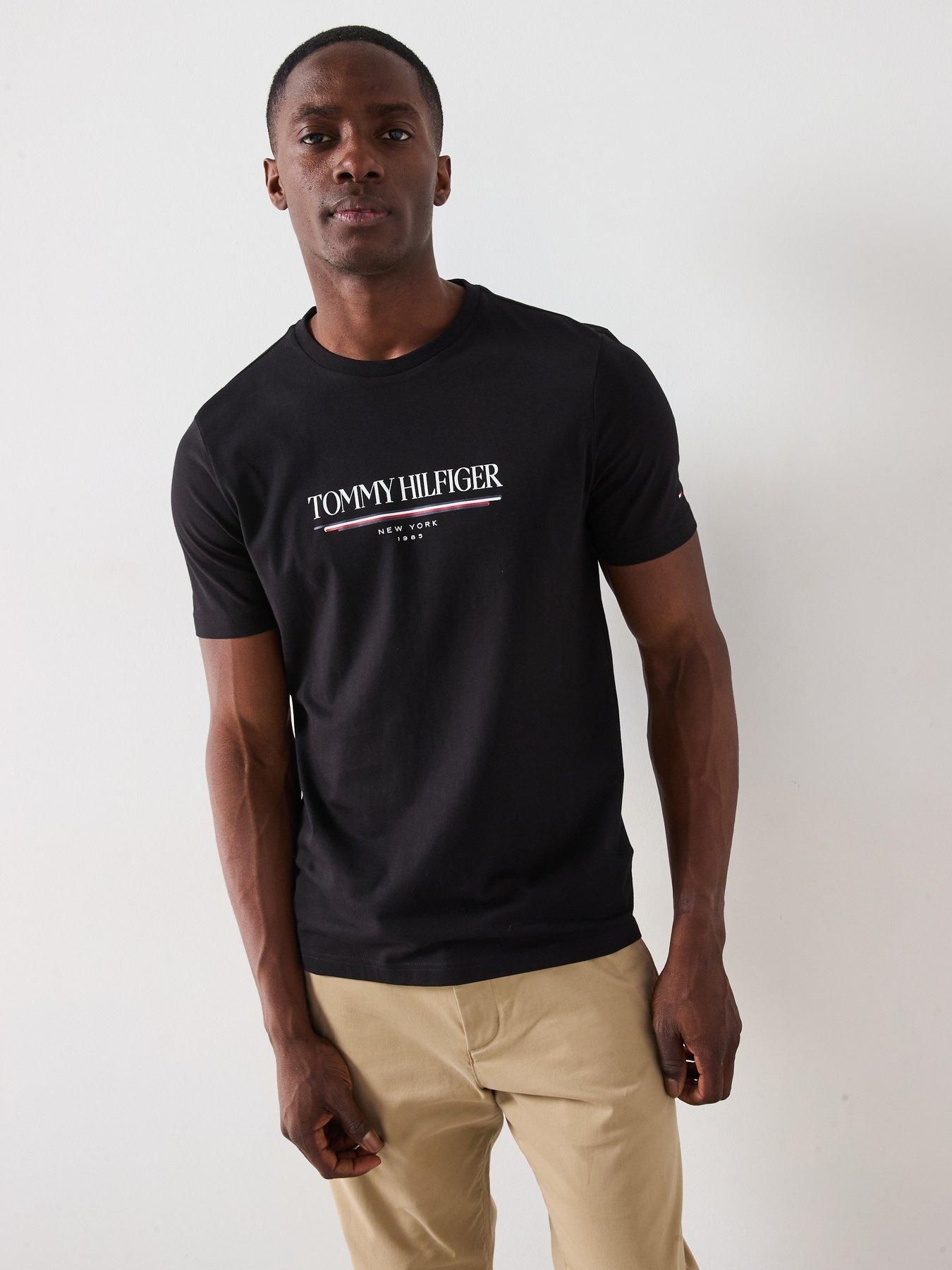 Image 5 of 6 of Tommy Hilfiger Large Centre Logo T-Shirt - Black