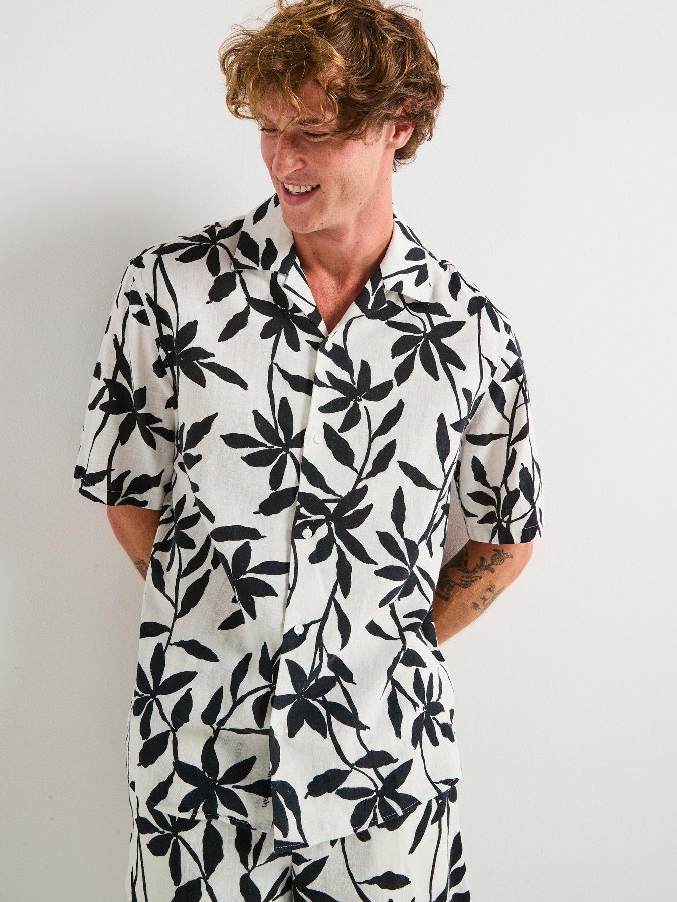 undefined Revere Collar Printed Linen Short Sleeve Shirt - White