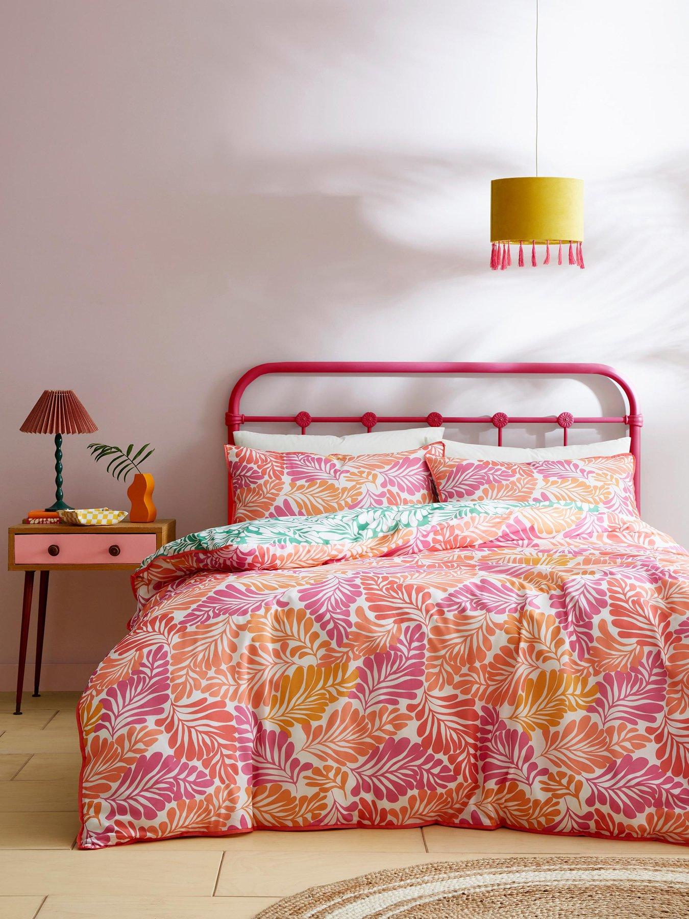 Product photograph of Appletree Carmen 100 Cotton Duvet Set from very.co.uk