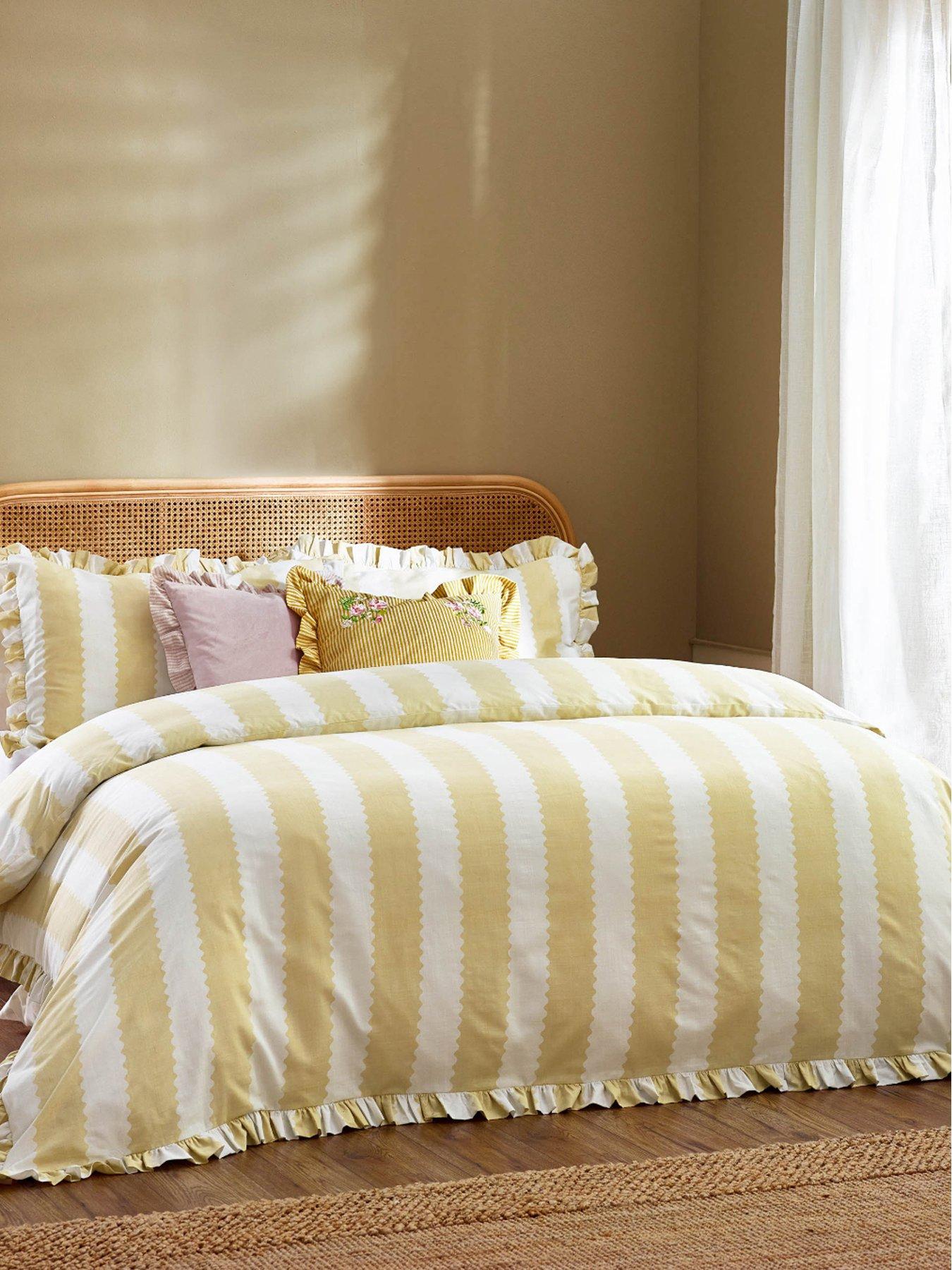 Wylder Birdie Stripe Duvet Cover Set in Yellow