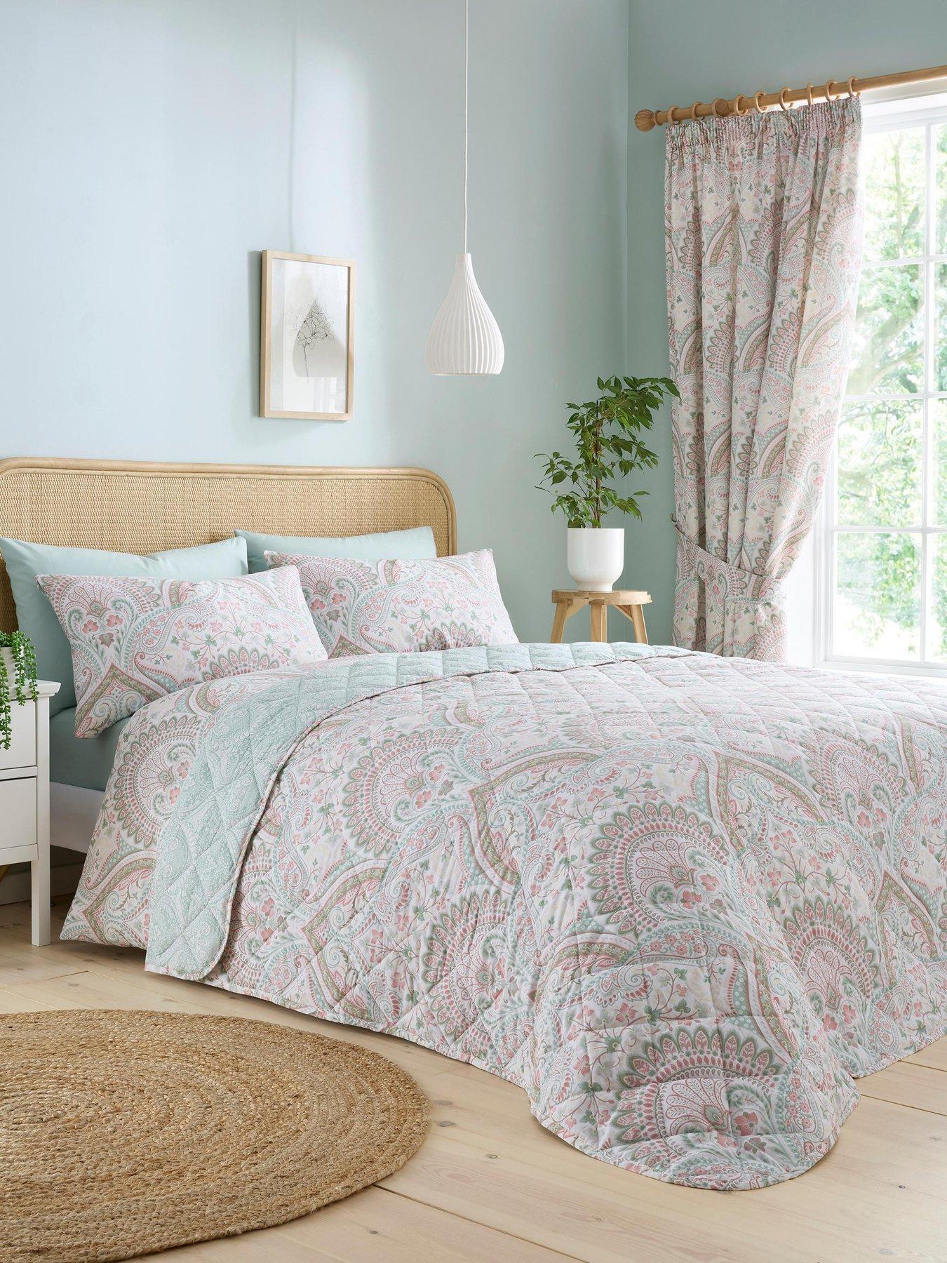 Dreams & Drapes Palais Bedspread Throw