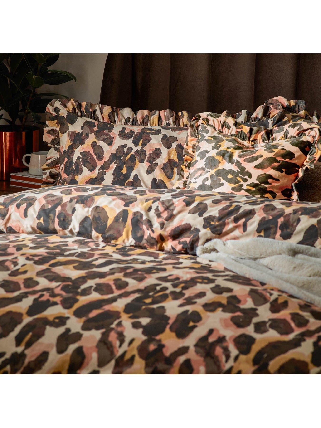 Image 3 of 3 of Furn Leopard Multi Duvet Set- Single
