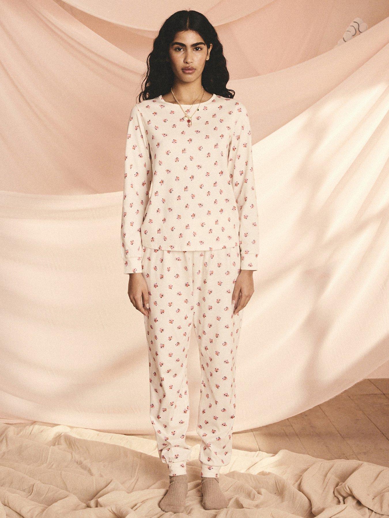 undefined Rose Print Pyjamas Set - Cream