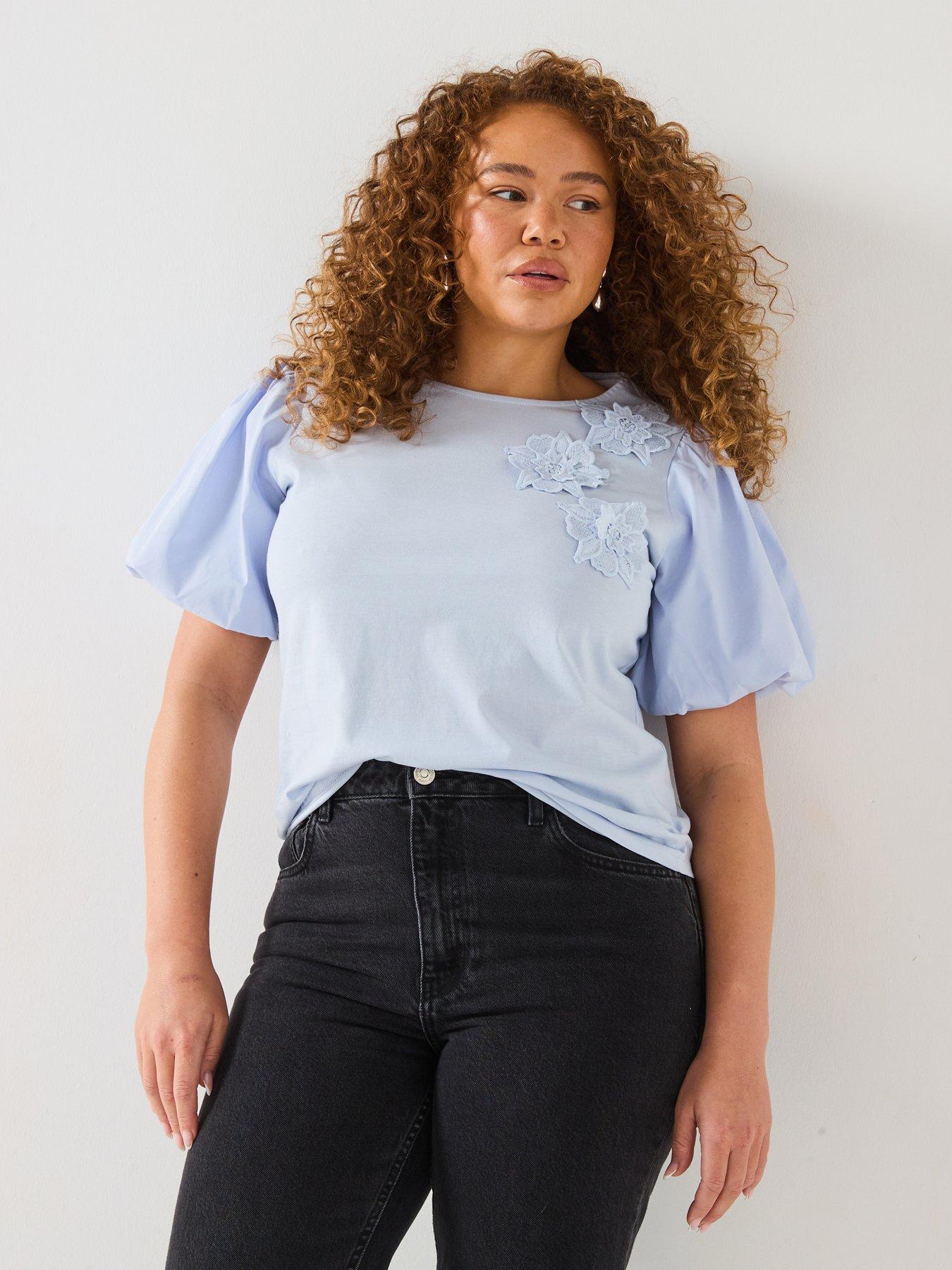 undefined Puff Sleeve 3D Floral Top