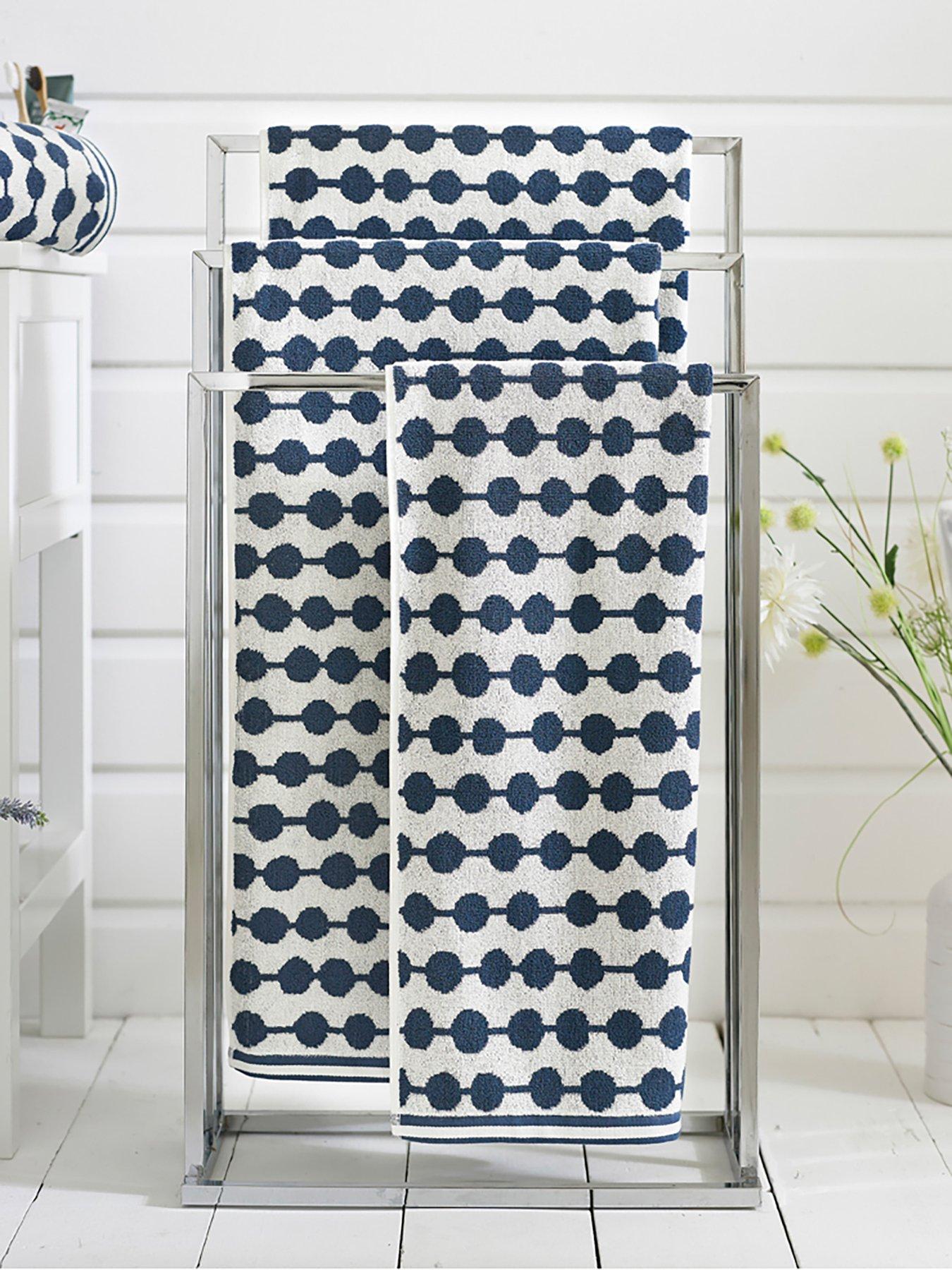 undefined Bobbles Bath Towel 550gsm