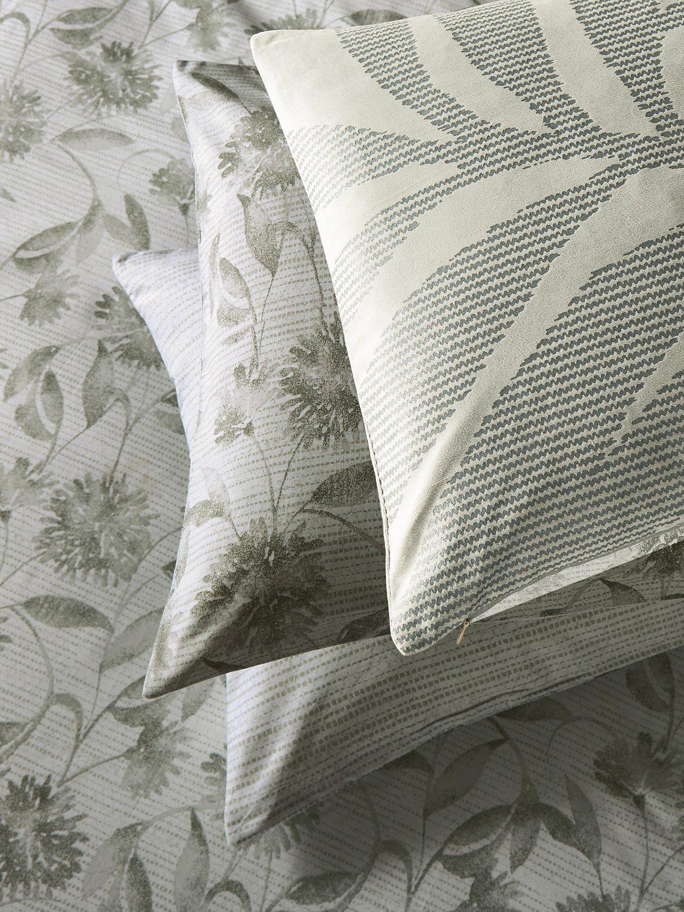 Image 4 of 4 of Nalu Nicole Scherzinger Kalea 100% Cotton Duvet Cover Set