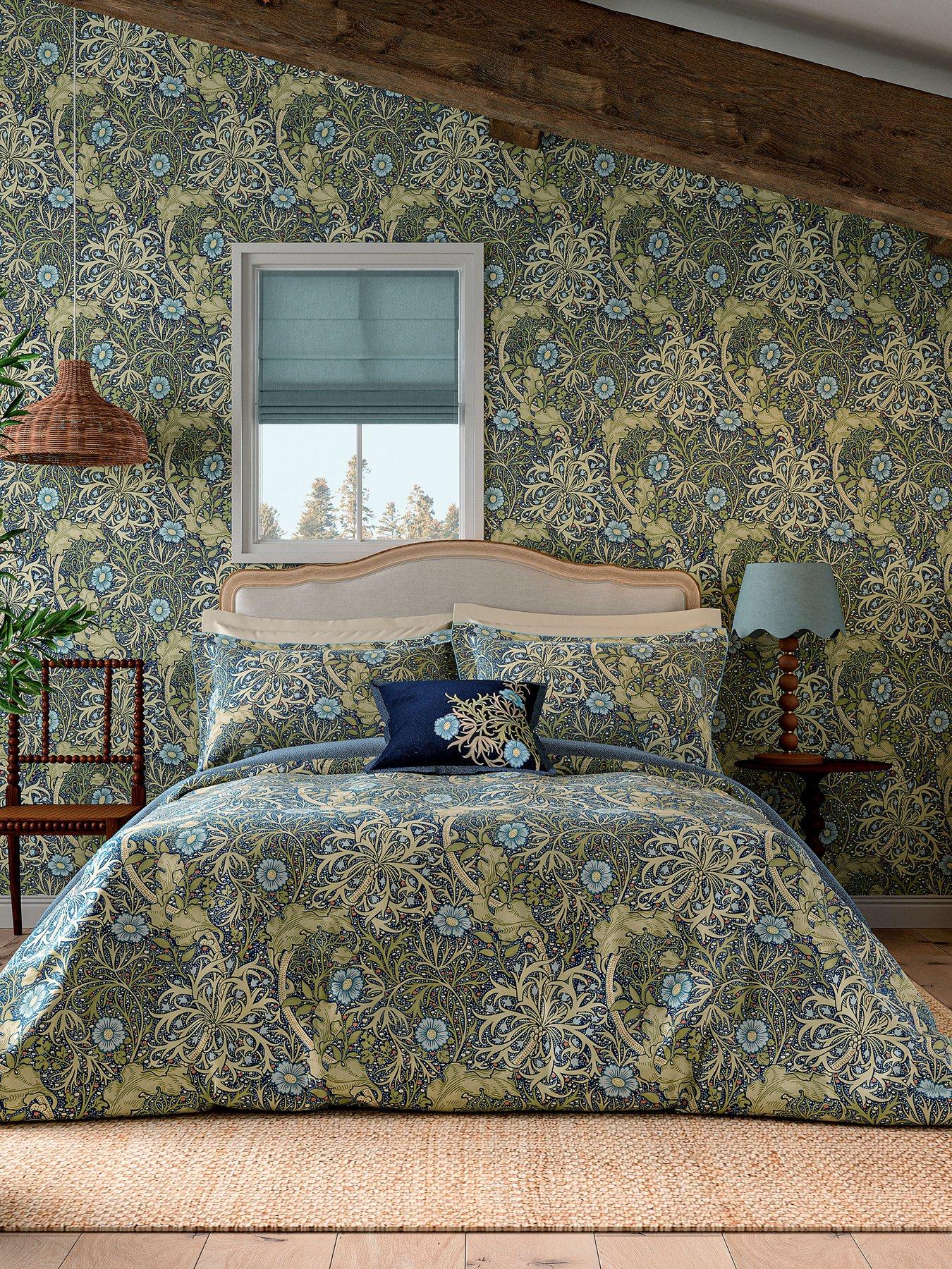 Image 1 of 5 of Morris & Co Seaweed 100% Cotton Duvet Cover Set