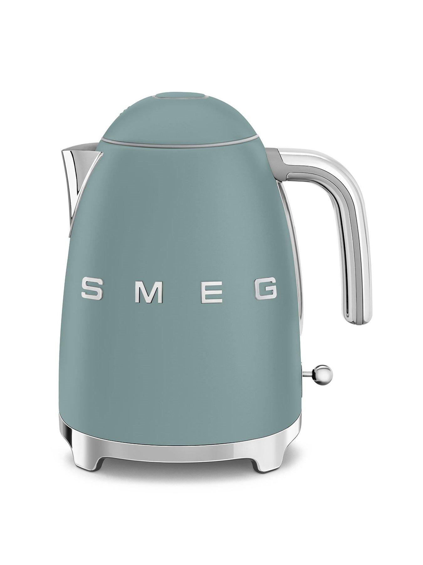 Image 2 of 6 of Smeg EEJB289 50s&nbsp;Retro Style Kettle and 2-Slice Toaster - Emerald Green