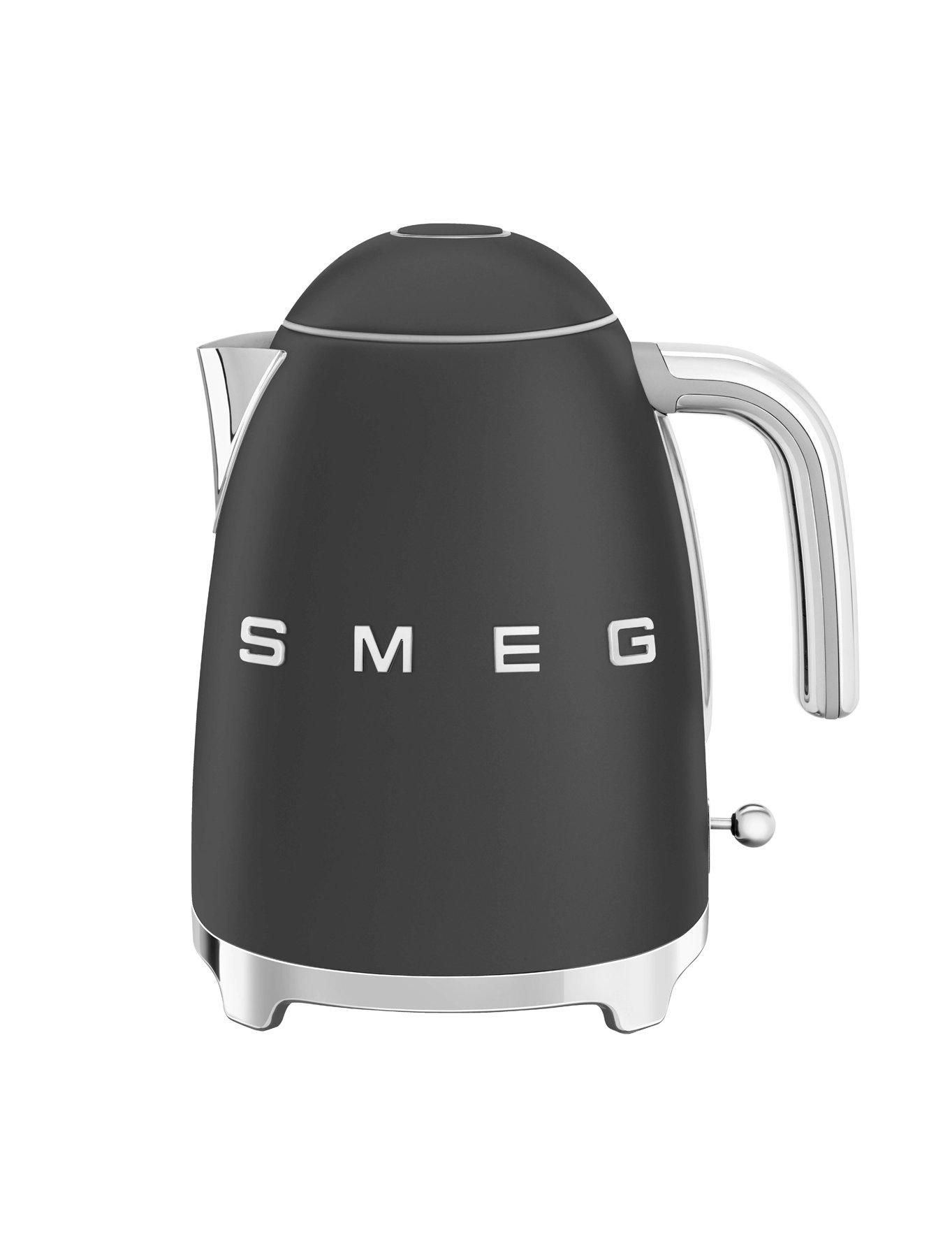 Image 2 of 6 of Smeg EEJB154 50s&nbsp;Retro Style Kettle and 2-Slice Toaster - Matte Black