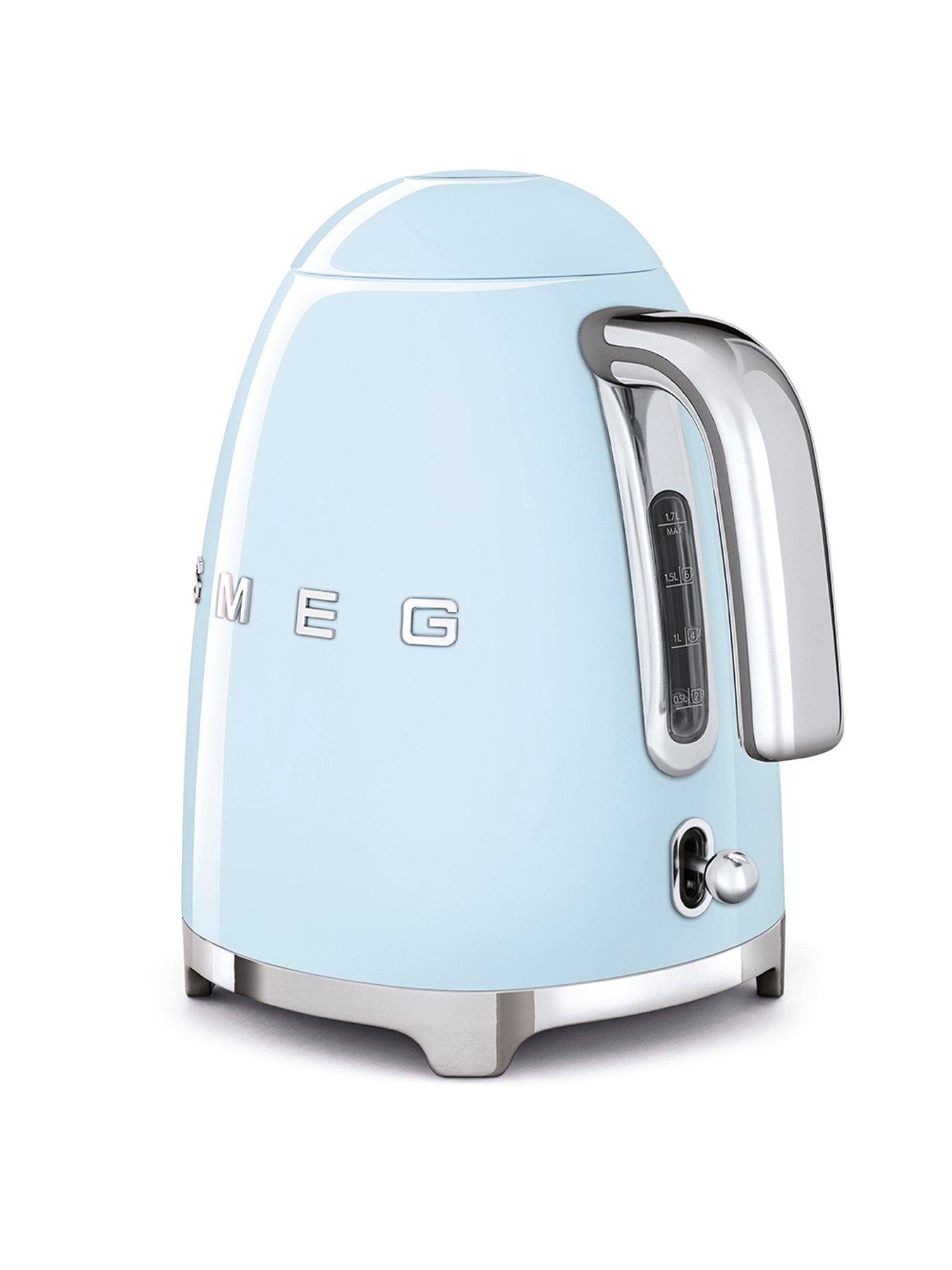 Image 4 of 6 of Smeg EEJB165 50s&nbsp;Retro Style Kettle and 4-Slice Toaster - Pastel Blue