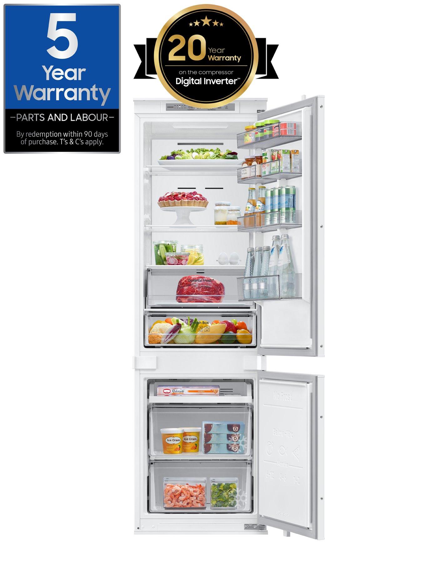 Image 2 of 8 of Samsung Series 6&nbsp;BRB70F26DES0EU Integrated 70/30 Frost Free Fridge Freezer with SpaceMax&trade; technology - White