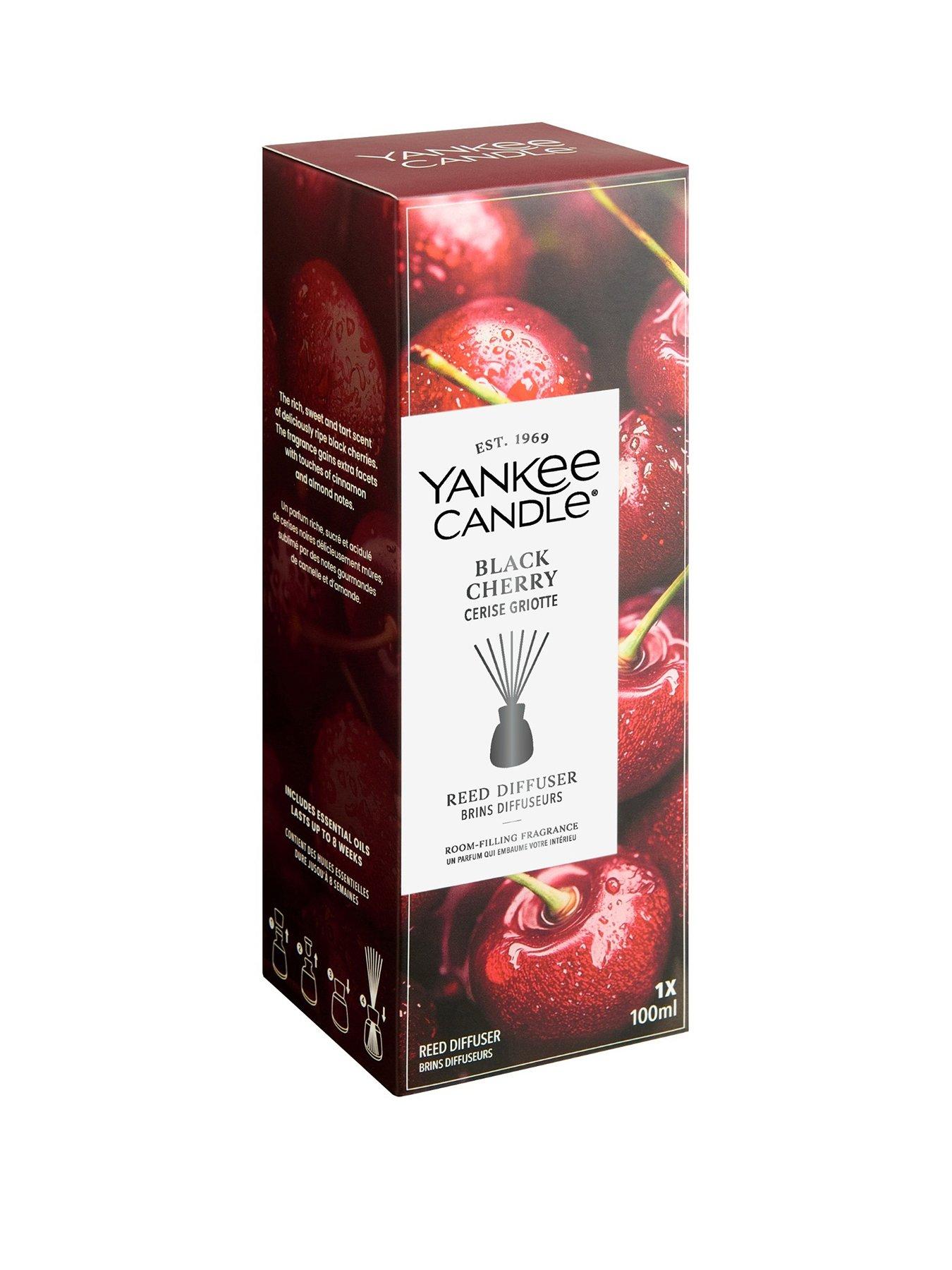 Yankee Candle Signature Black Cherry Reed Diffuser