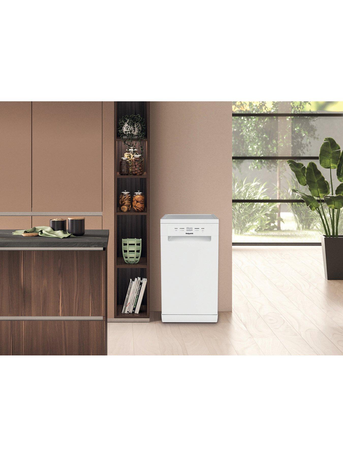 Image 3 of 7 of Hotpoint HP2FE10CS90WUK Freestanding Slimline Dishwasher - White