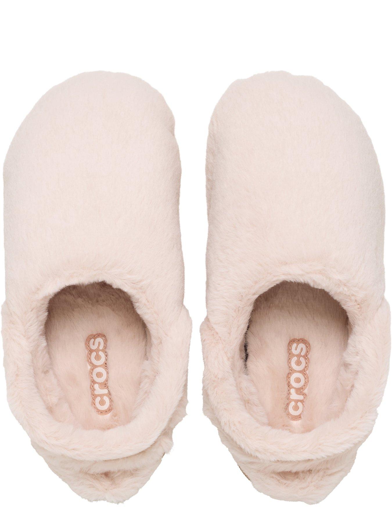 Image 4 of 6 of Crocs Classic Unfurgettable Clog - Pink