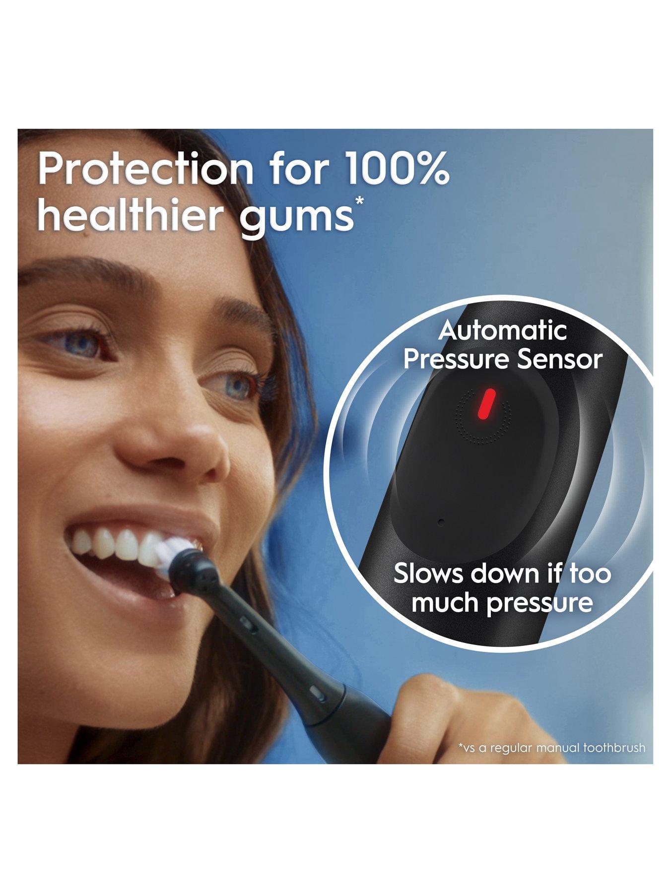 Image 4 of 6 of Oral-B iO2 Series Night Black + Travel Case