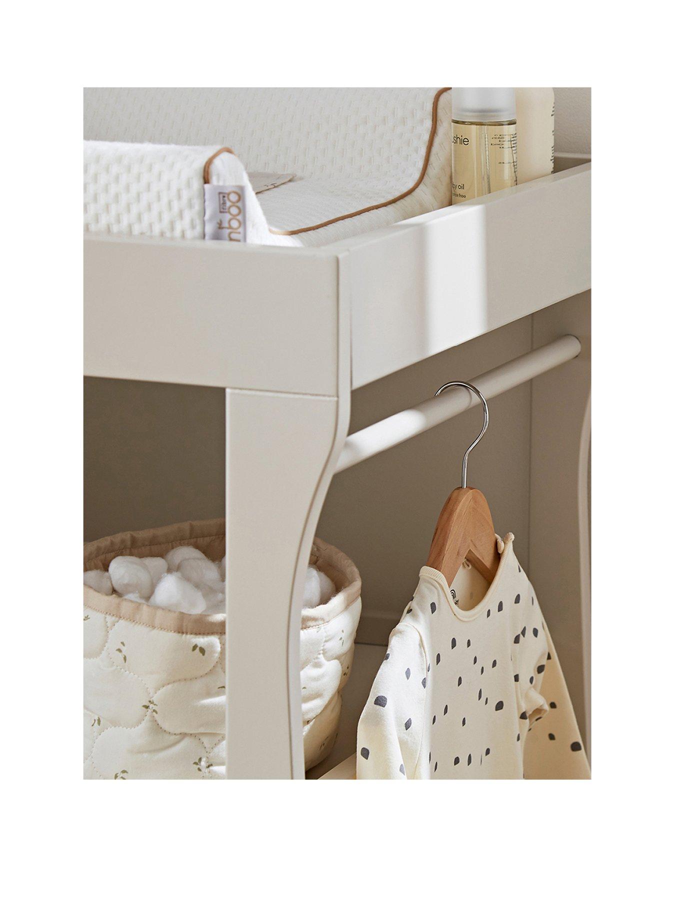 Image 3 of 6 of CuddleCo Clara Changer - Cashmere