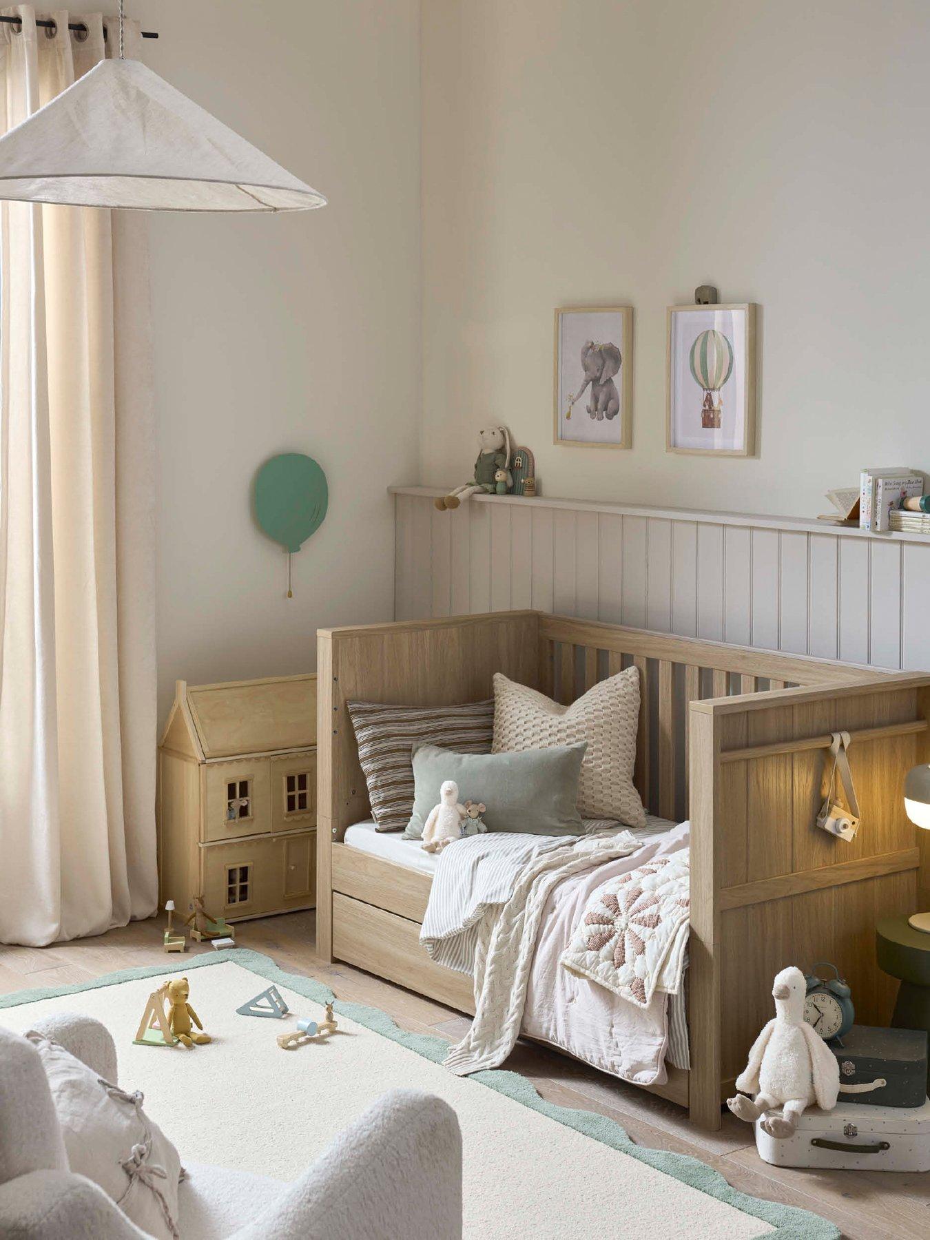 Image 4 of 6 of Mamas & Papas Franklin 2 Piece Set