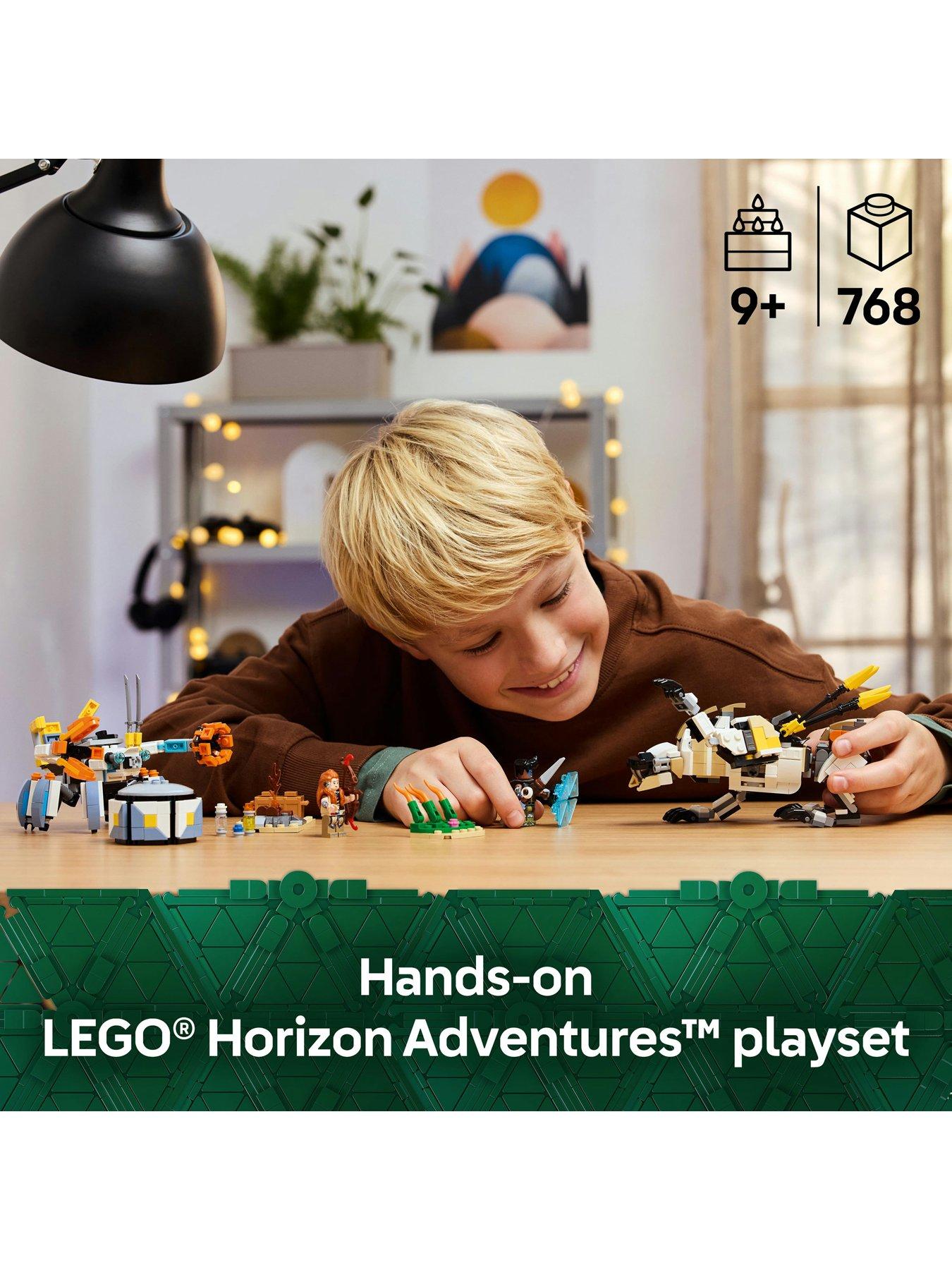 Image 2 of 8 of LEGO Aloy &amp; Varl vs. Shell-Walker &amp; Sawtooth 77037