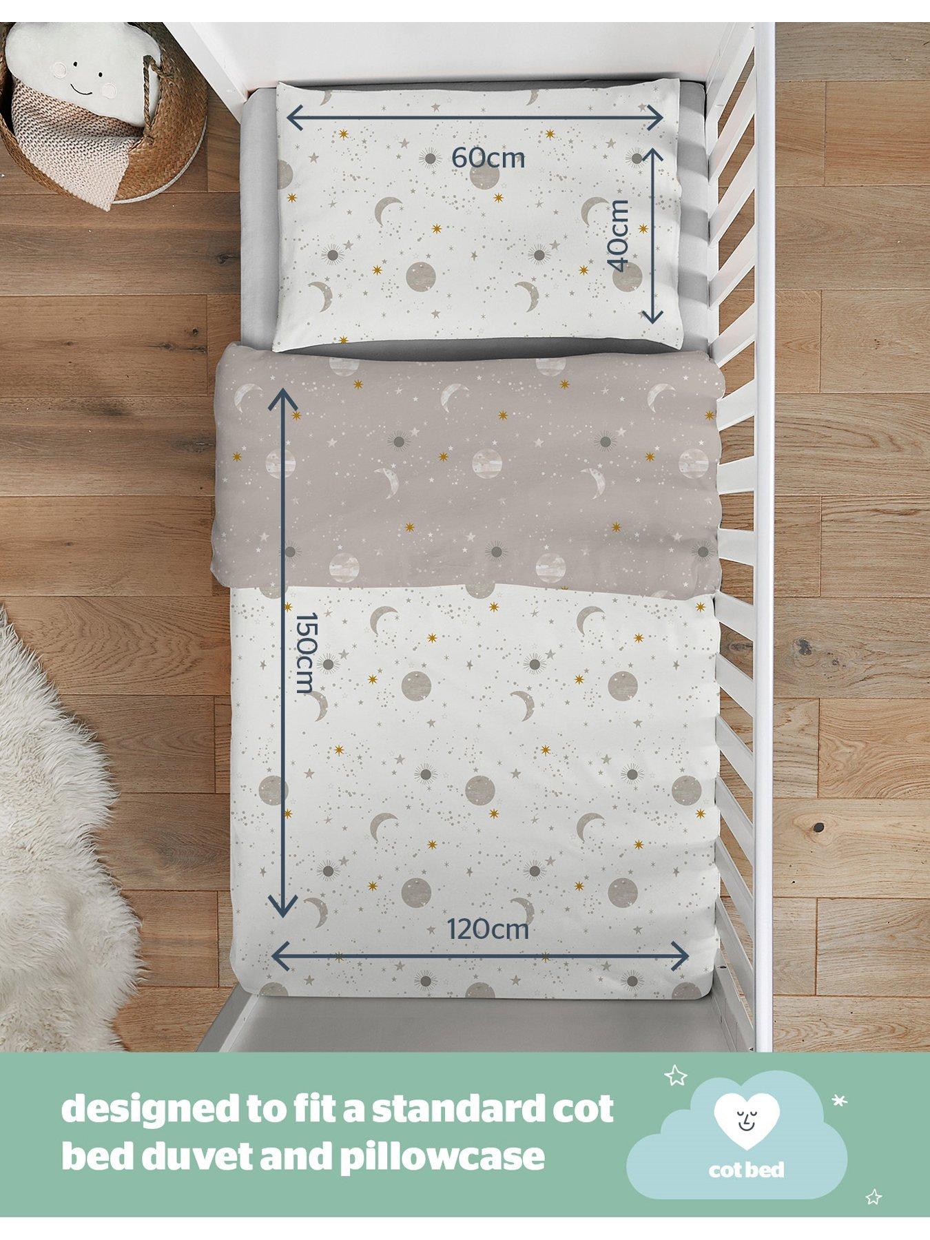 Image 5 of 6 of Silentnight Safe Nights Celestial&nbsp;Moon and Stars Bedding Bundle