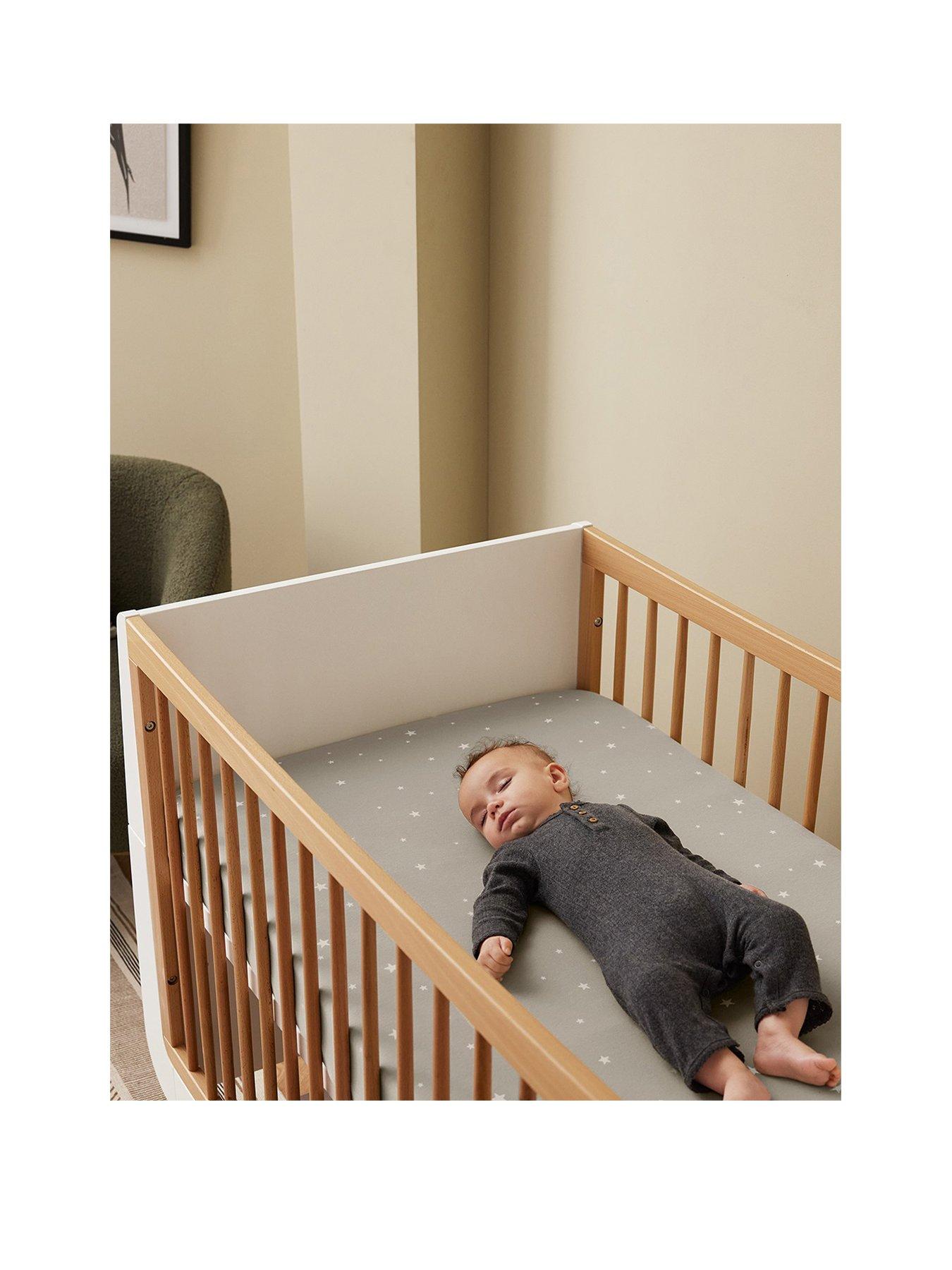 Image 2 of 3 of Snuz Sn&uuml;z Twin Pack Cot Bed Sheets - Grey/Star