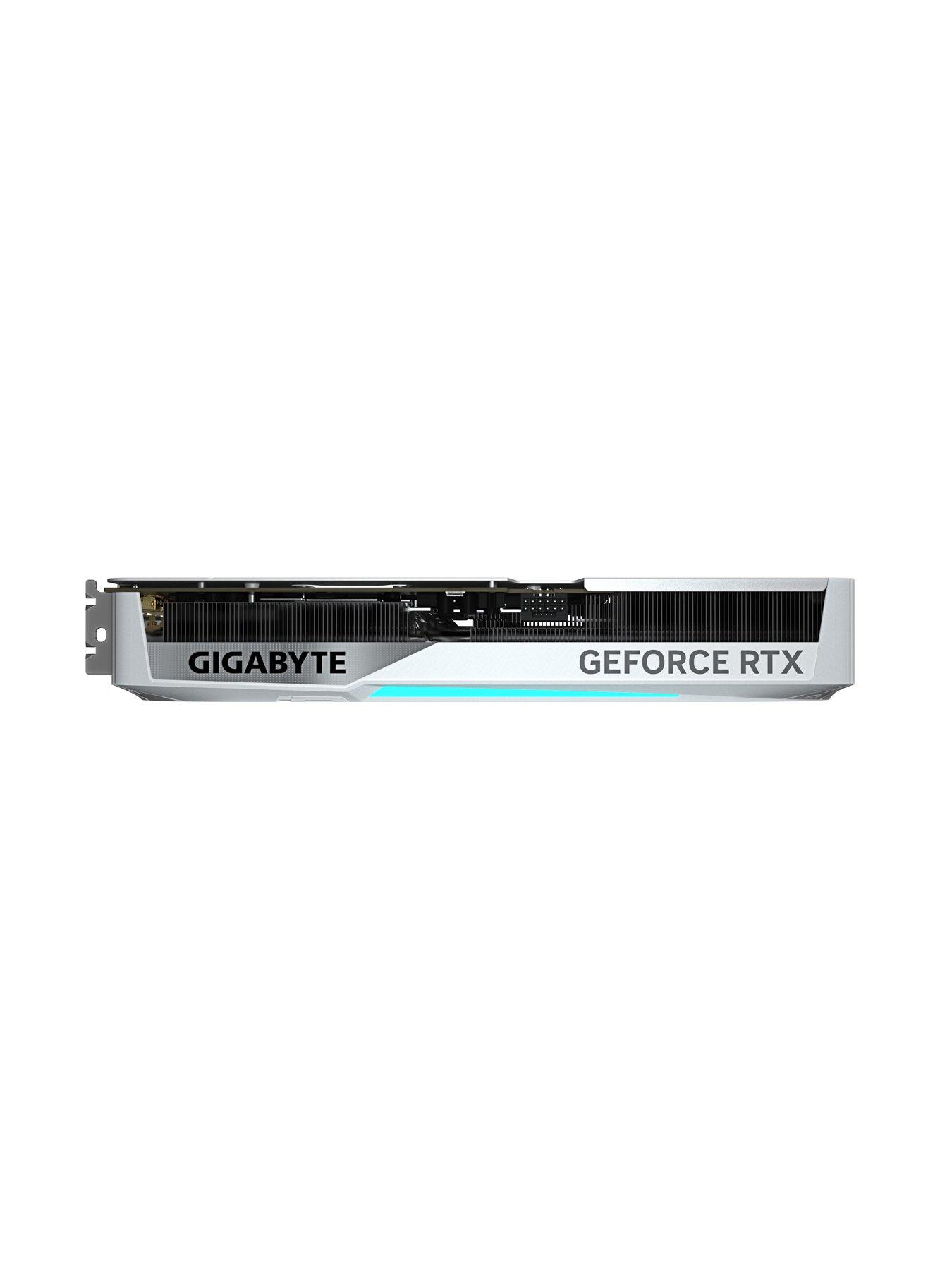 GIGABYTE GeForce RTX 5070 Ti EAGLE Overclocked ICE SFF 16GB