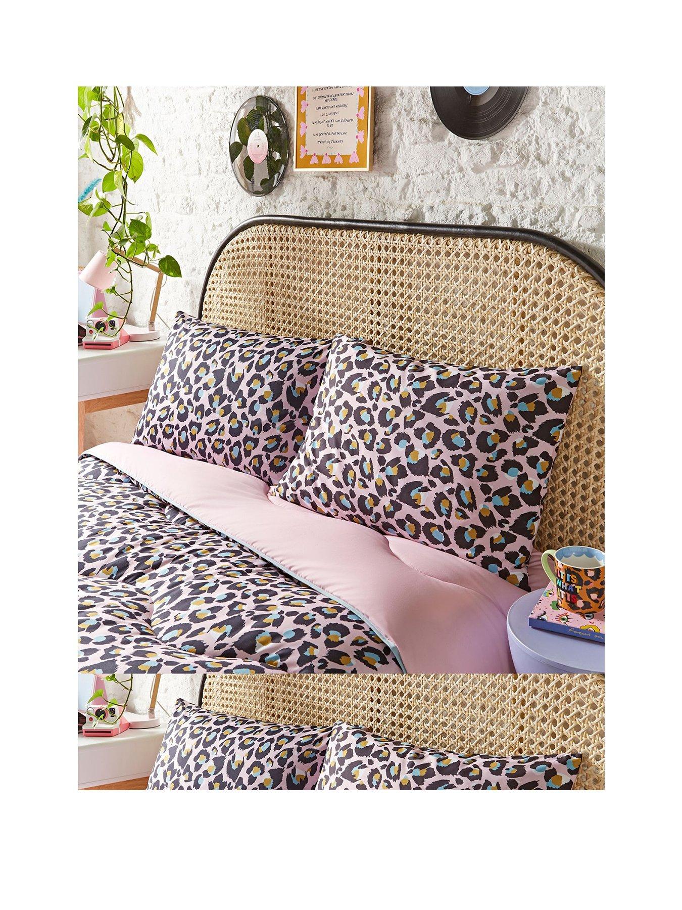Image 2 of 8 of Night Lark Eleanor Bowmer Pink Leopard Coverless Duvet includes Pillowcases