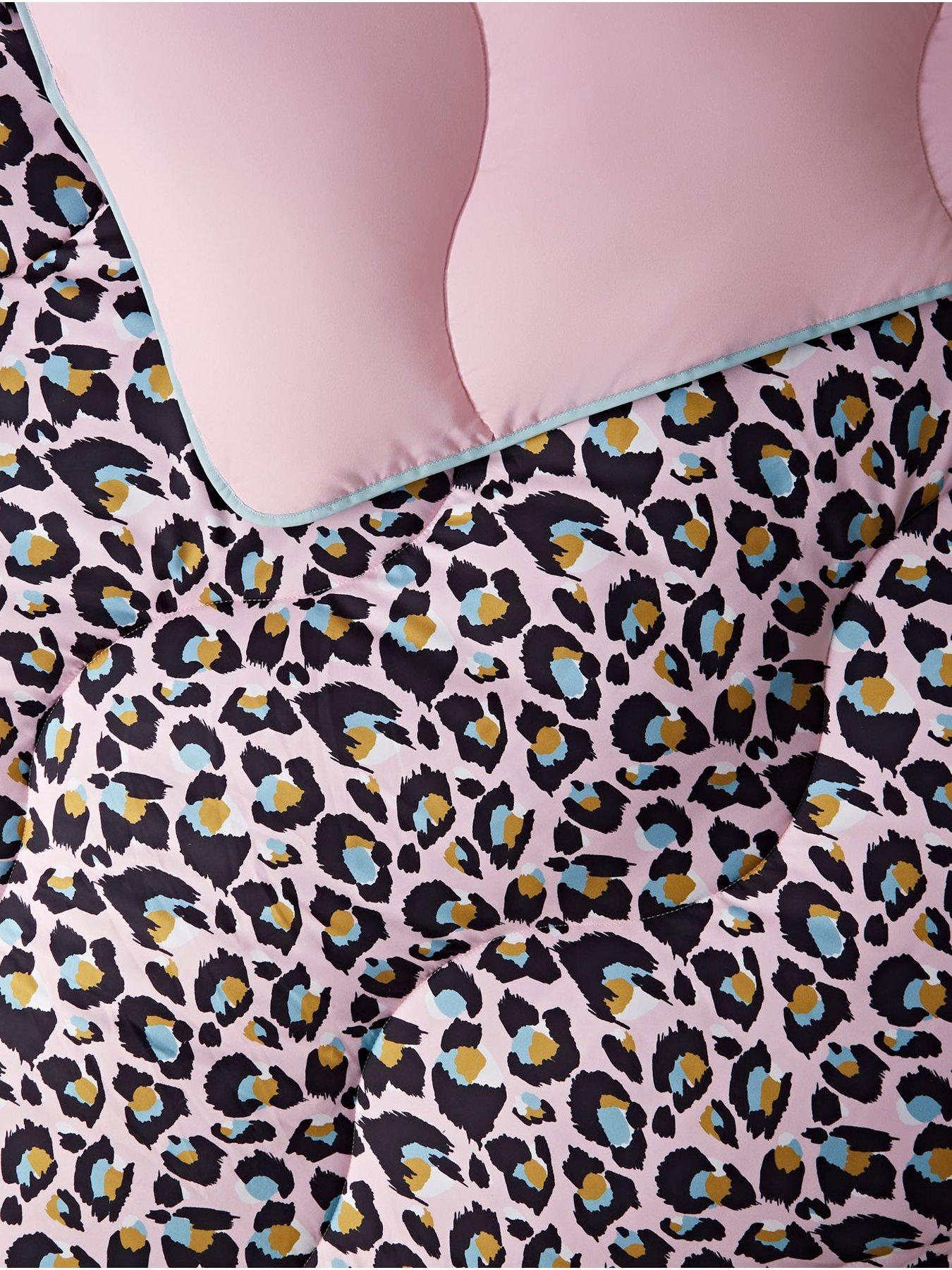Image 3 of 8 of Night Lark Eleanor Bowmer Pink Leopard Coverless Duvet includes Pillowcases
