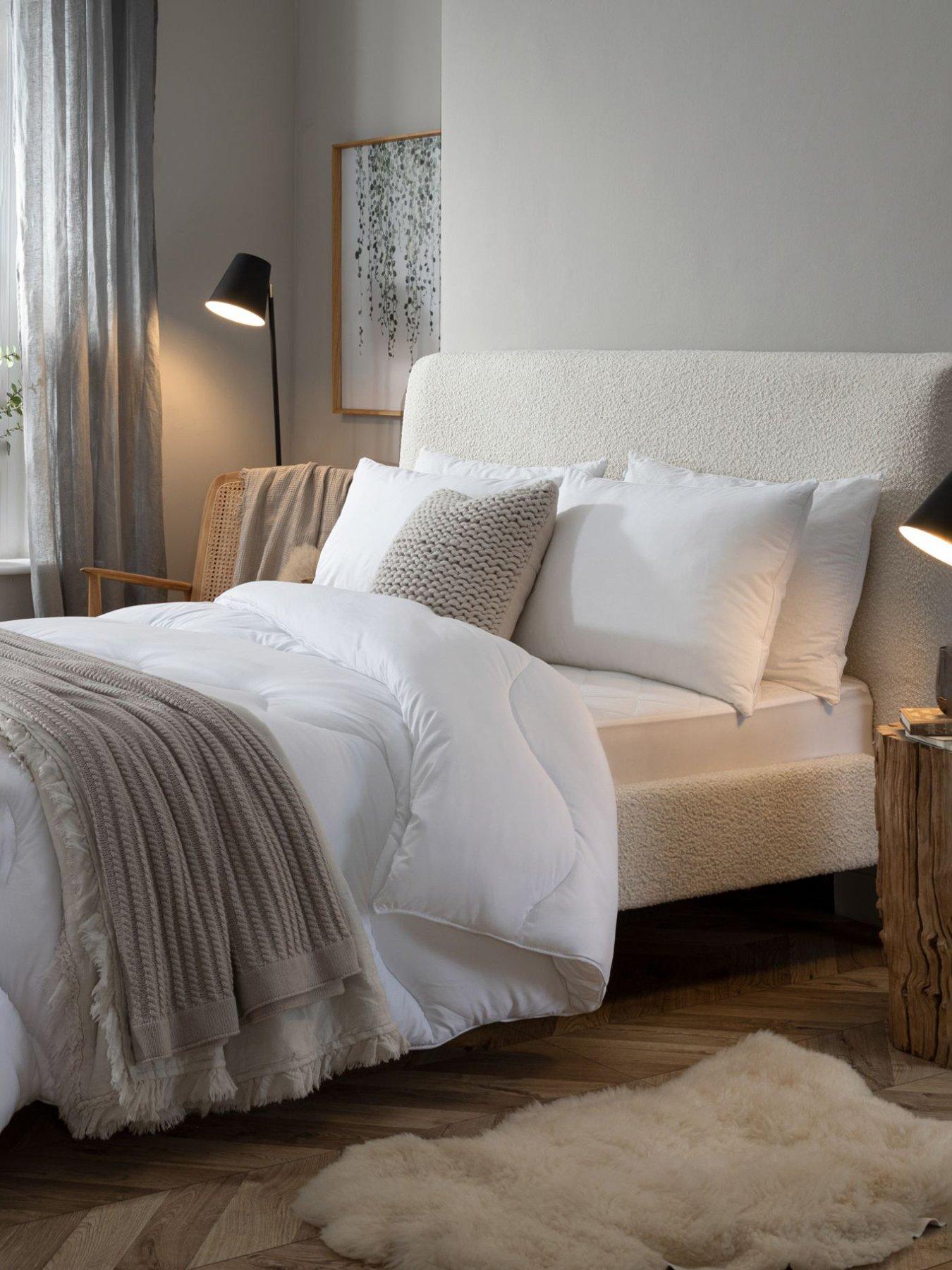 Image 1 of 5 of The Fine Bedding Company Spundown, Hypoallergenic 10.5 Tog Duvet