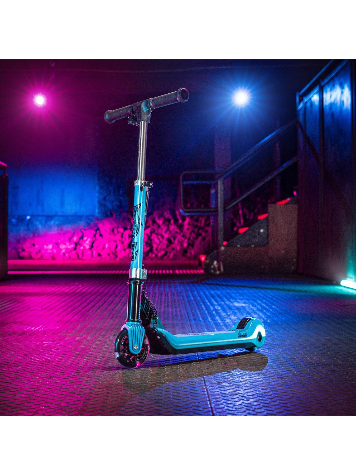 Image 3 of 7 of XOOTZ Elements Electric Scooter - Blue