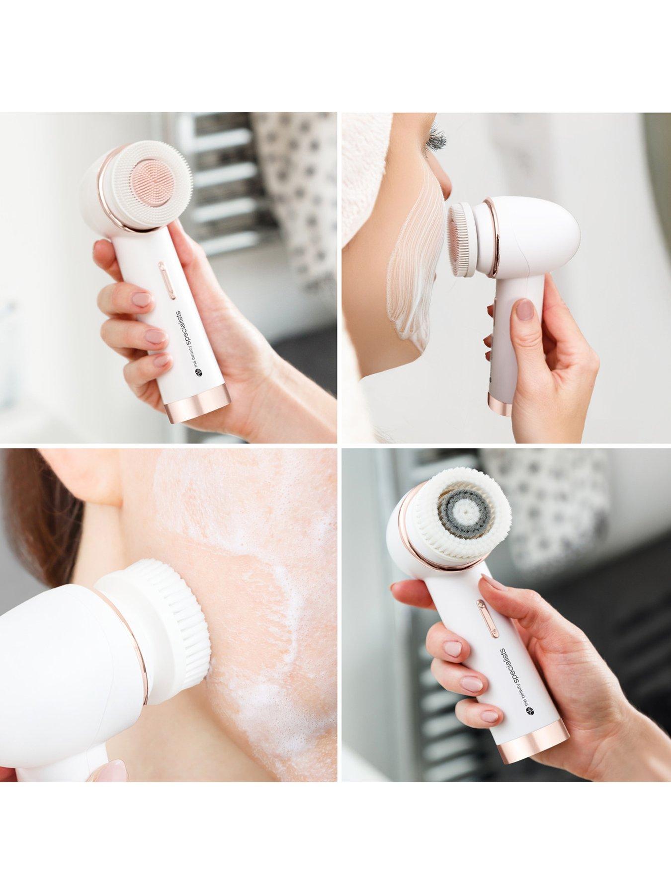 Image 2 of 8 of Rio Pure -Cleanse Deep Facial Cleansing Brush