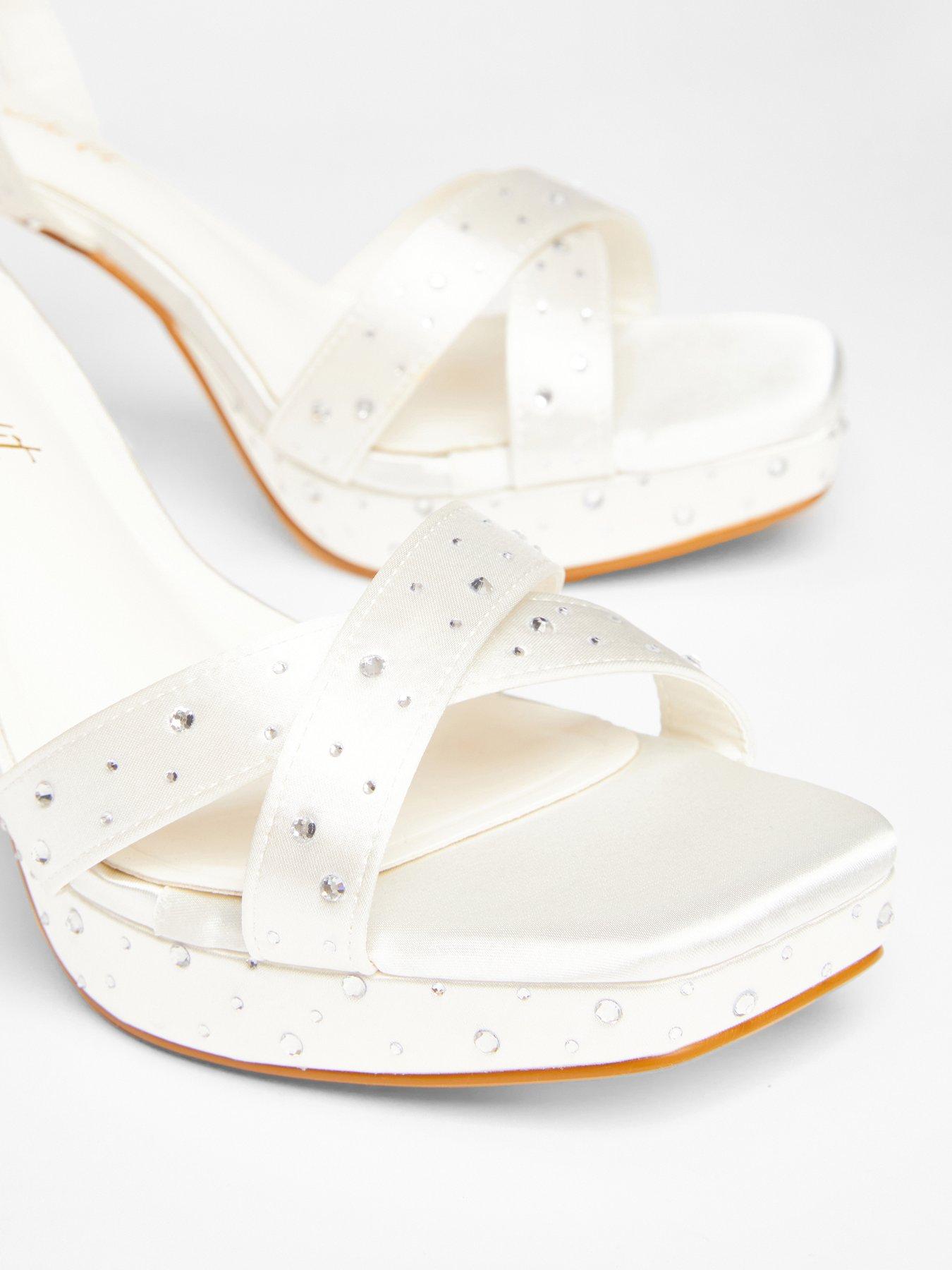Image 5 of 5 of Quiz Wide Fit White Bridal Diamante Platform Heels