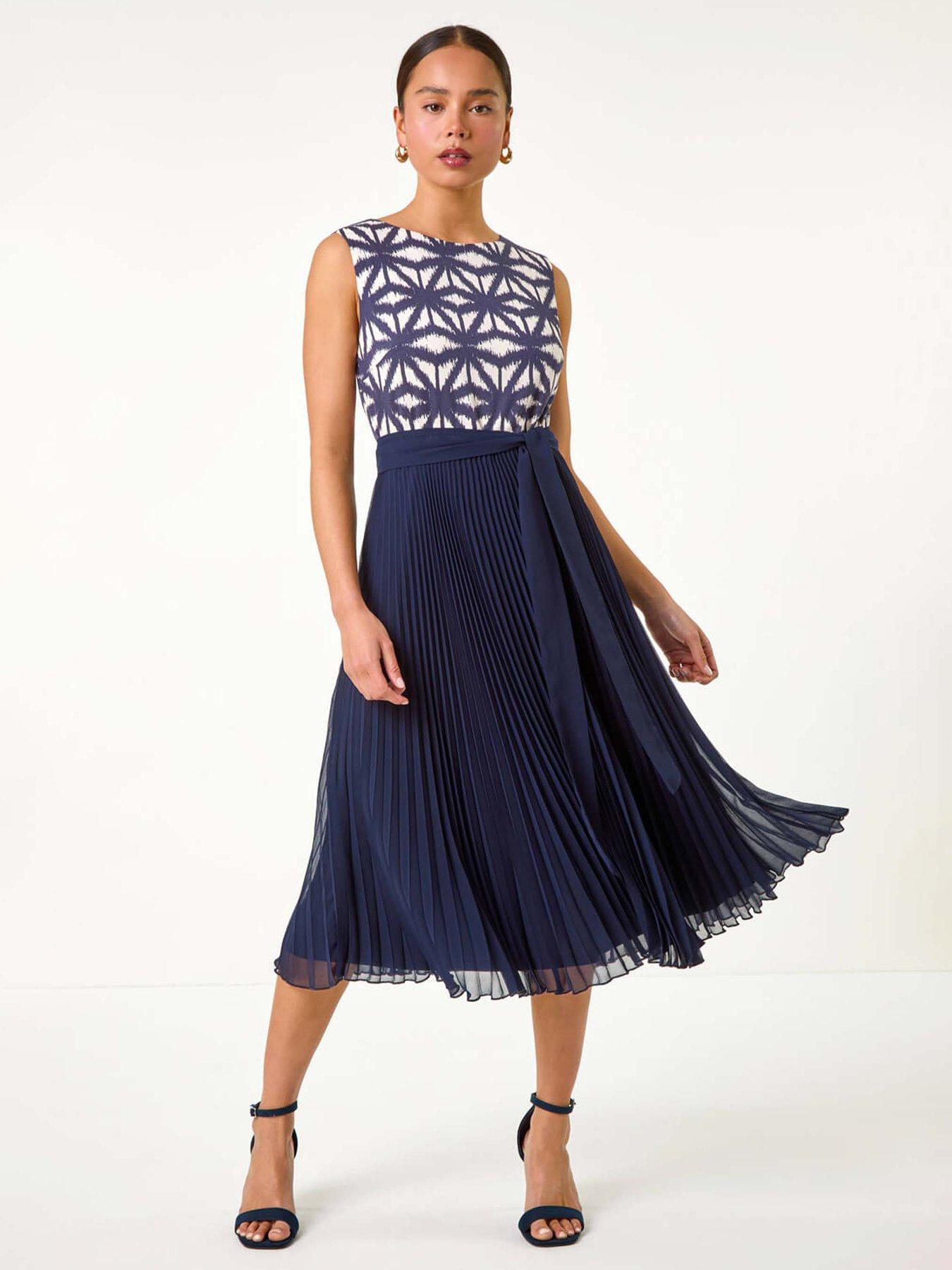undefined Petite Geometric Print Pleated Midi Dress