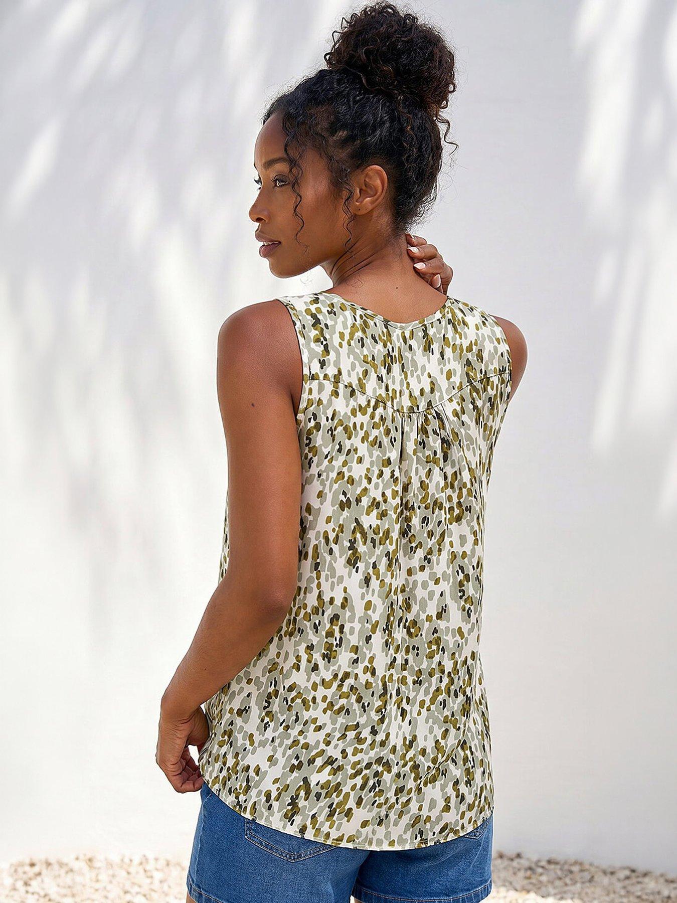Image 3 of 4 of Roman Abstract Spot Print Button Vest - Green