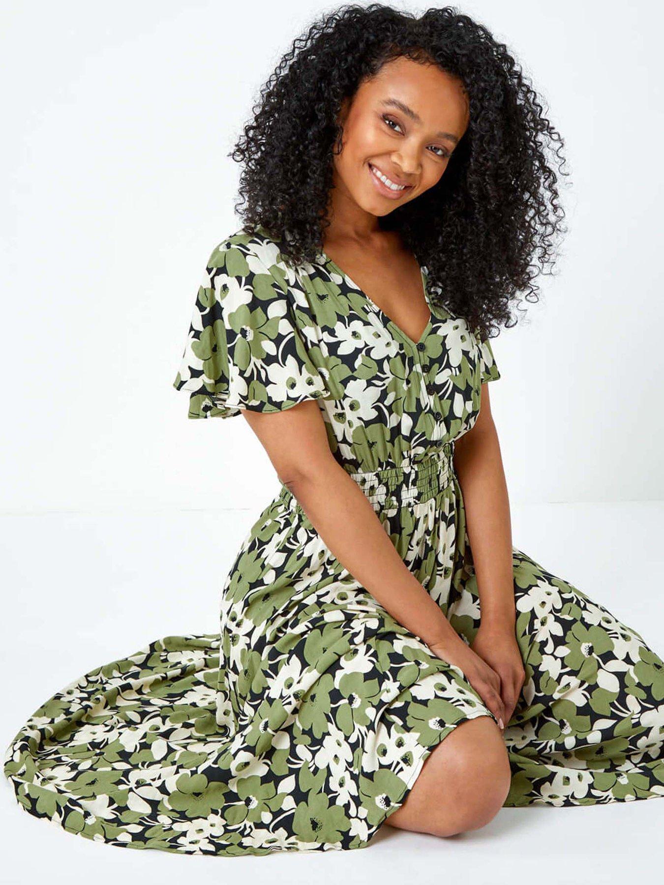Image 4 of 5 of Roman Petite Floral Print Shirred Midi Dress