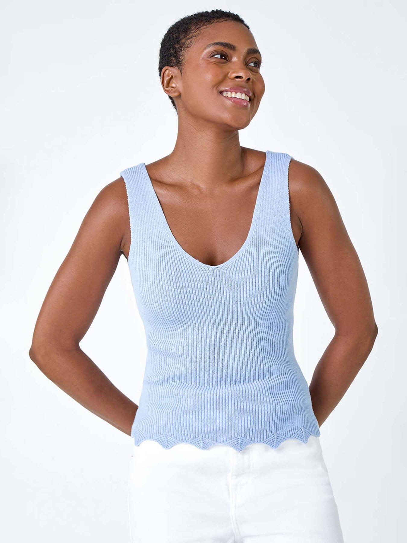 undefined Scalloped Edge V-neck Knit Vest