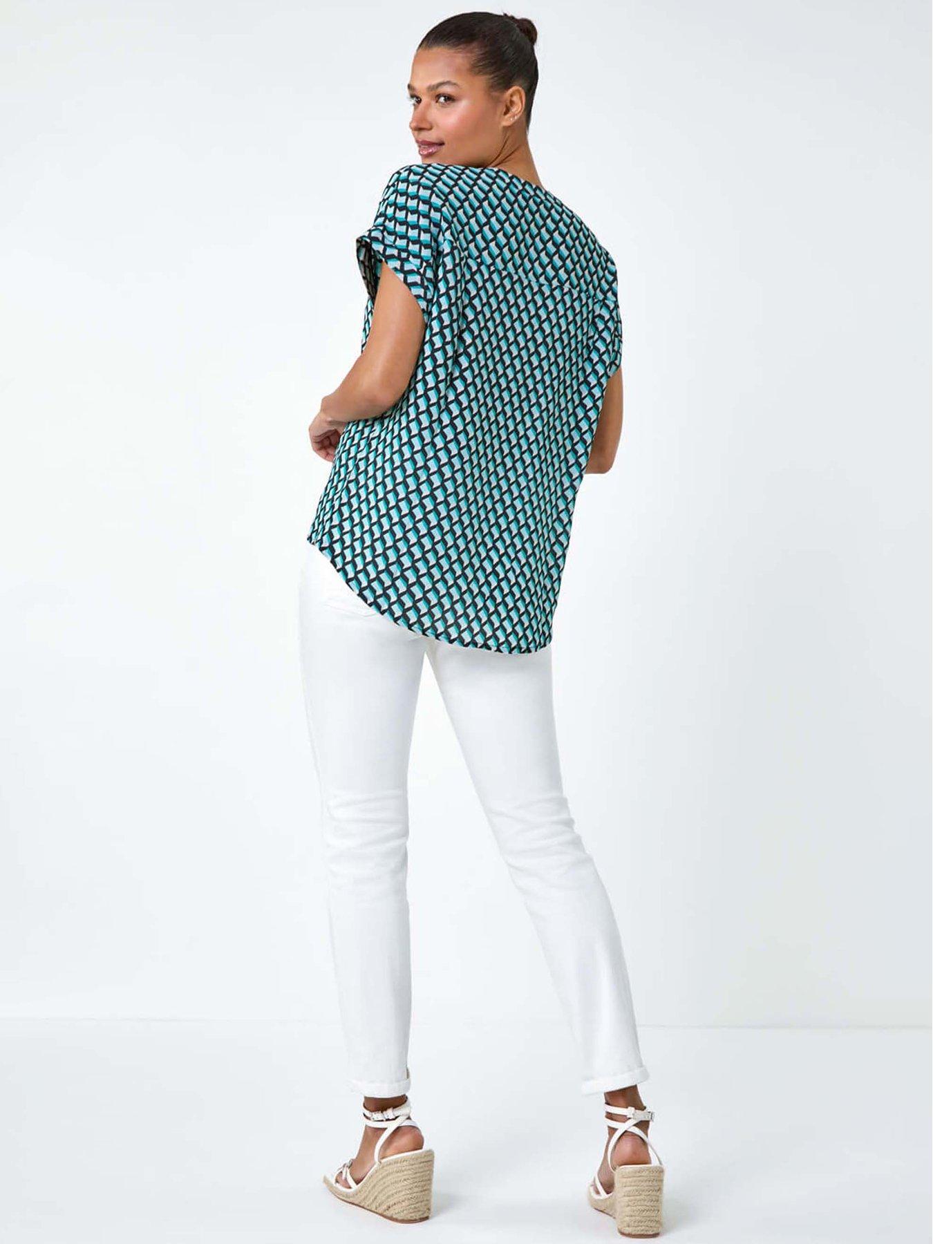 Image 2 of 5 of Roman Geometric Print Relaxed Shirt