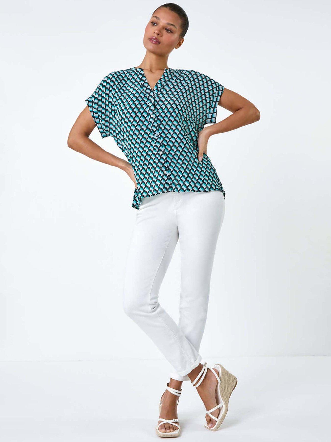 Image 3 of 5 of Roman Geometric Print Relaxed Shirt