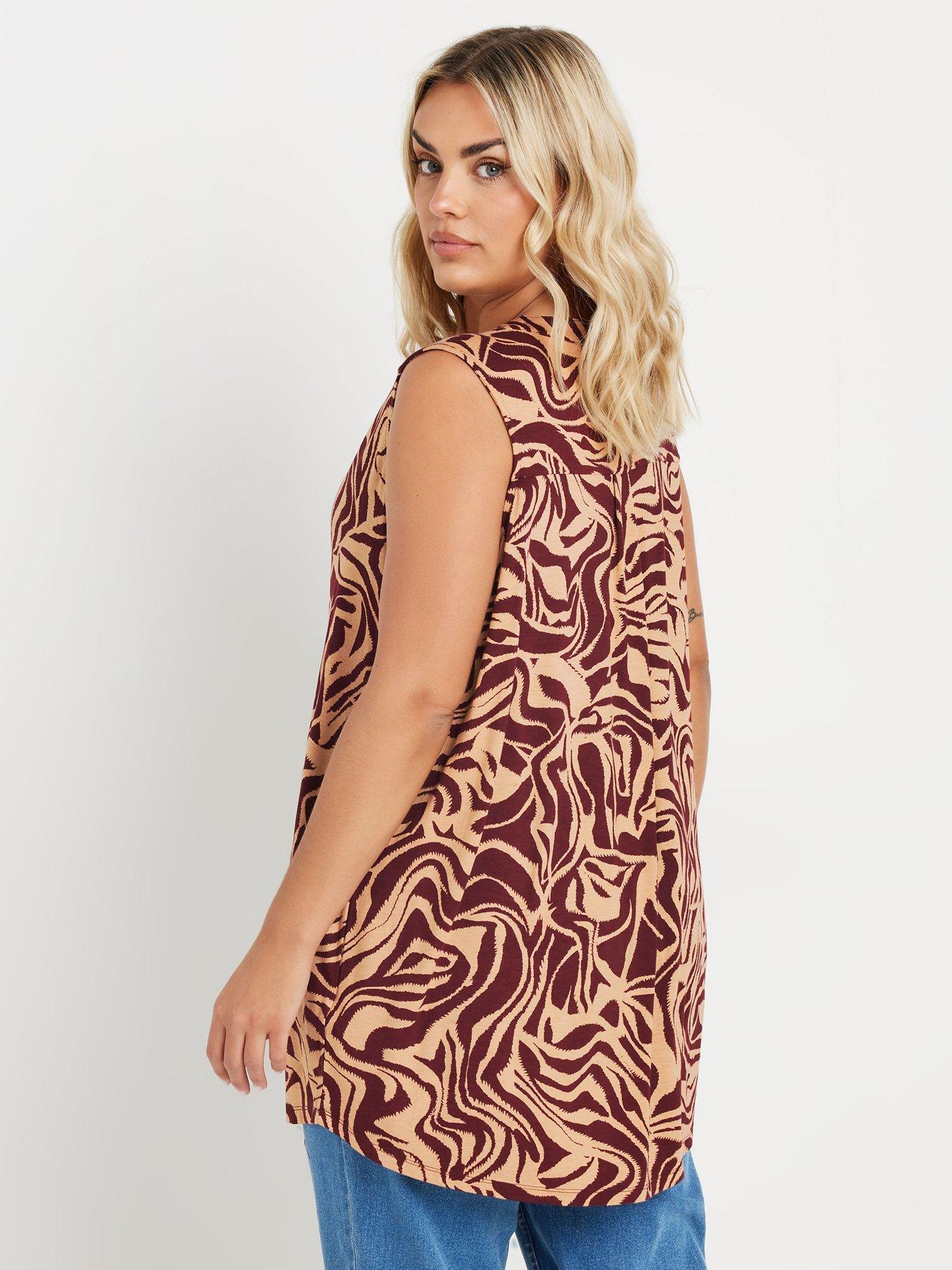 Image 2 of 4 of Yours Curve Sleeveless Blouse - Red