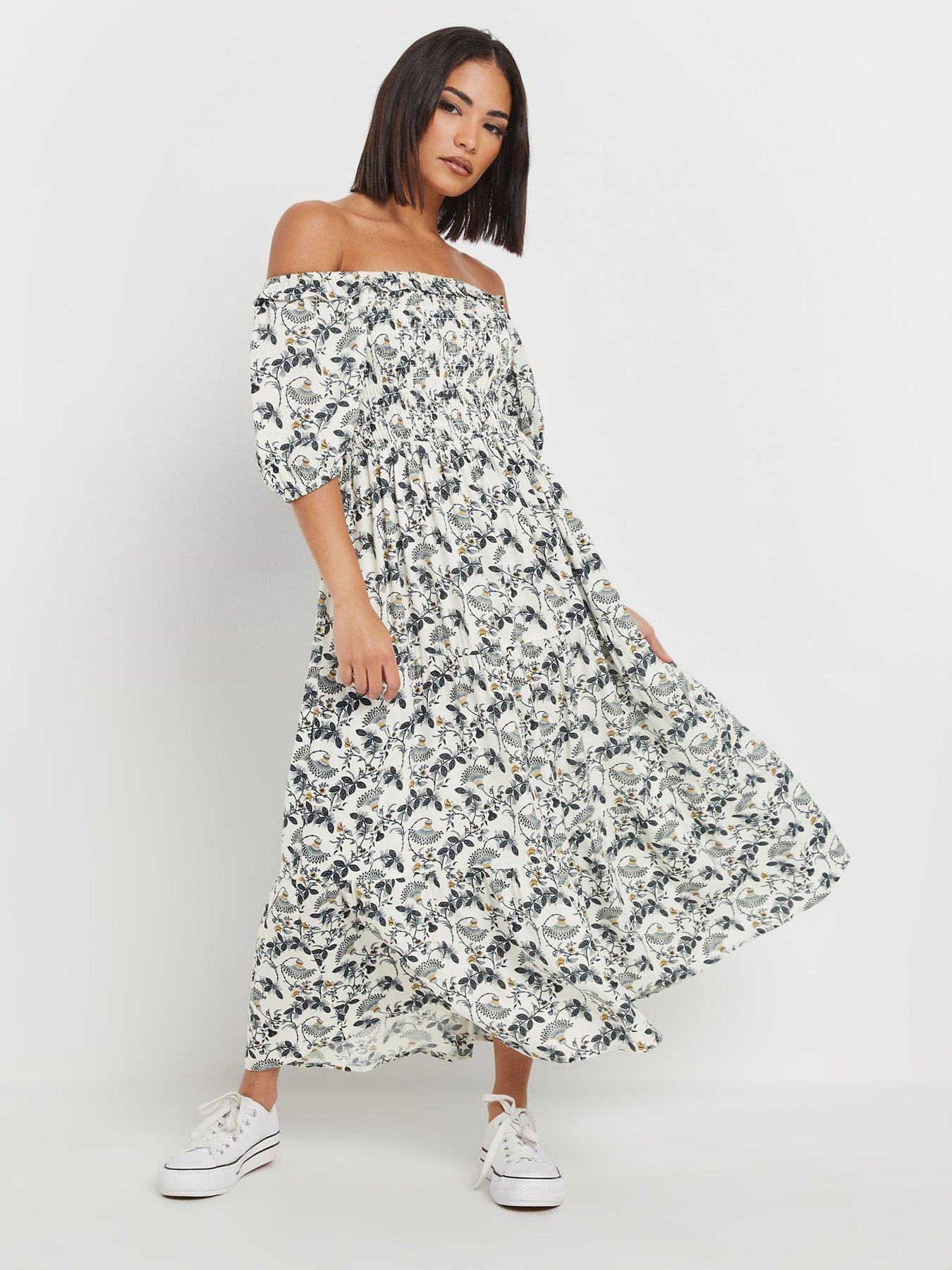 undefined Petite Floral Puff Sleeve Midi Dress