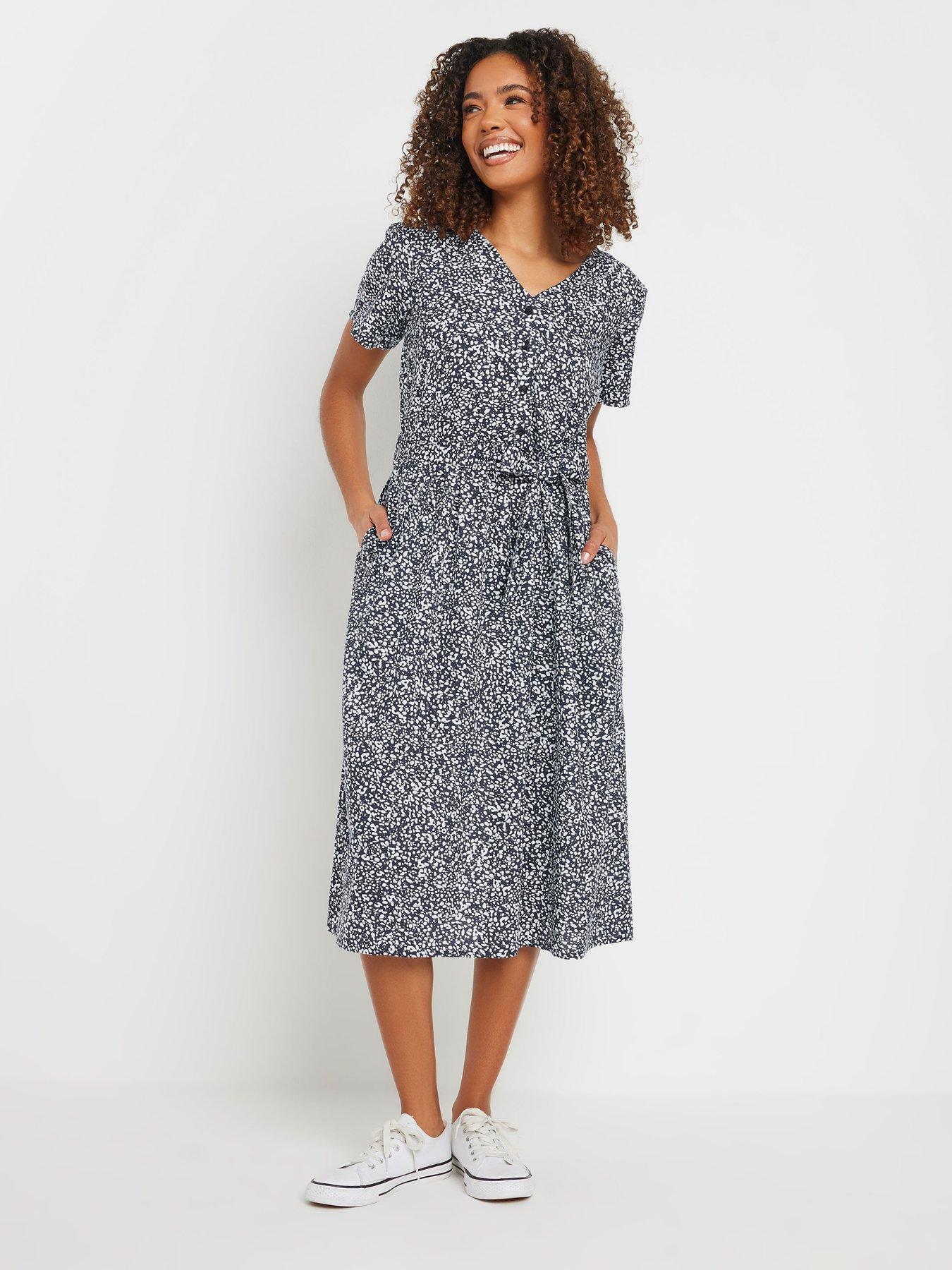 undefined Short Sleeve Tie Waist Midi Dress