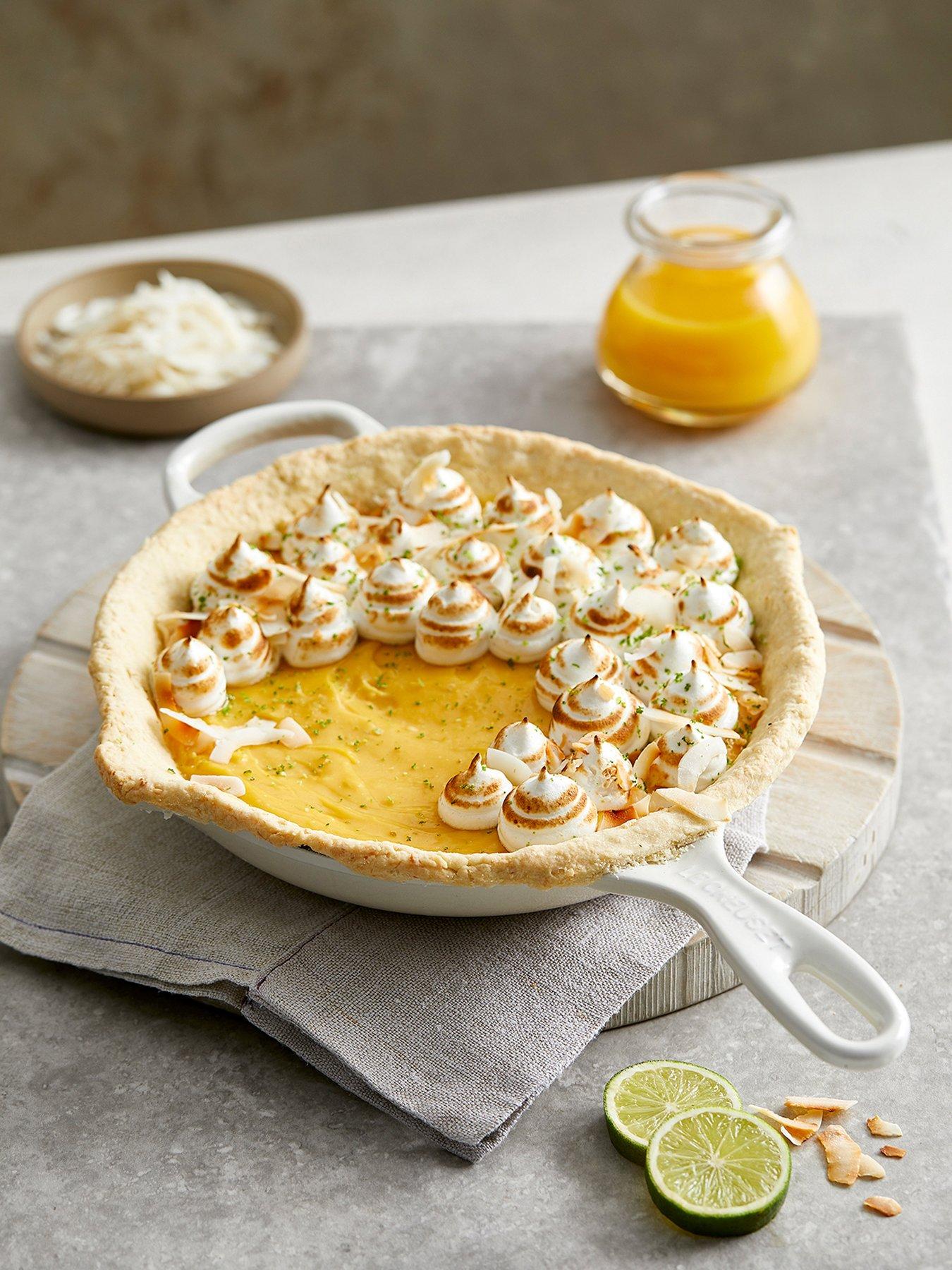 Image 1 of 5 of Le Creuset Signature 23 cm Cast Iron Skillet
