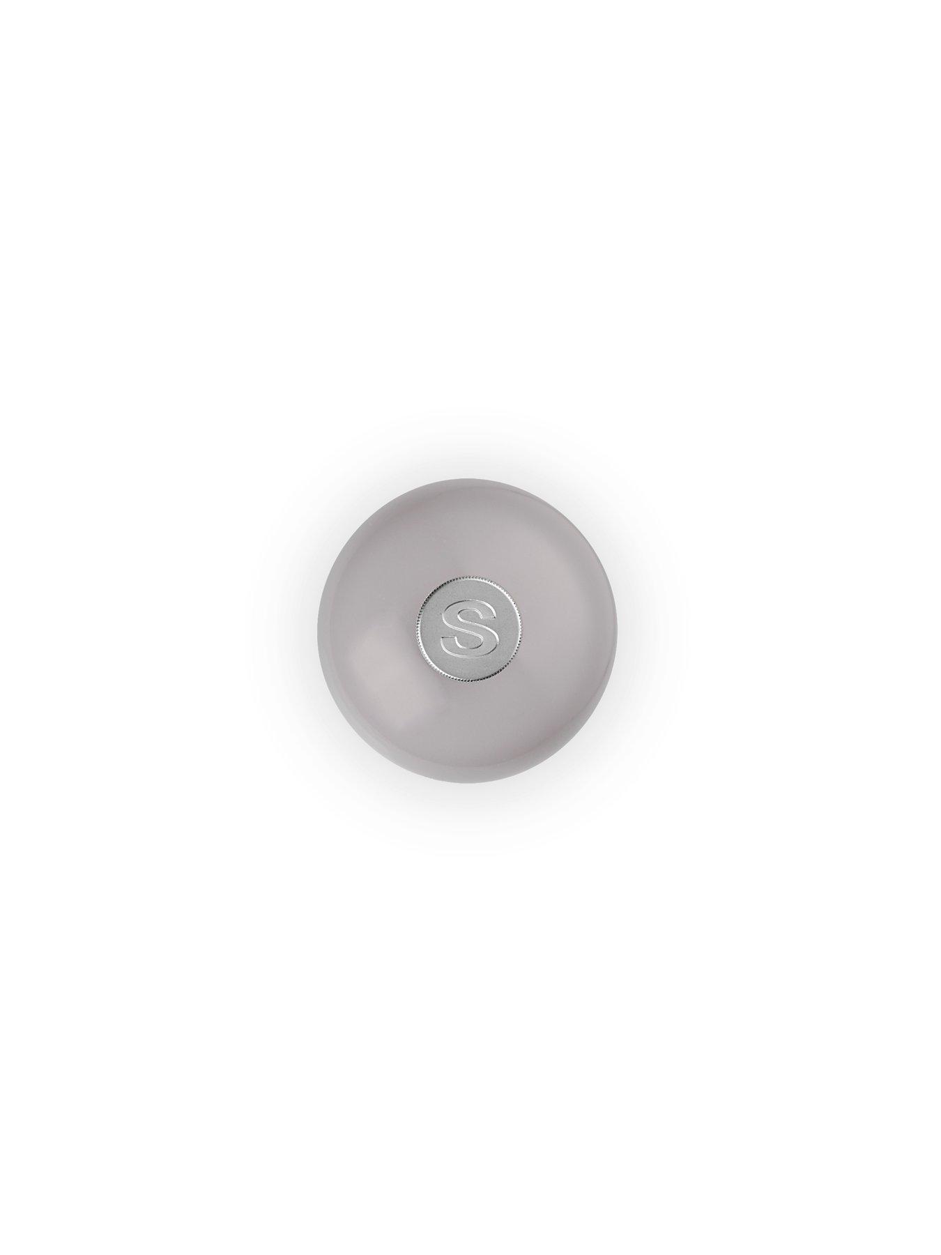 Image 5 of 6 of Le Creuset Classic Salt Mill